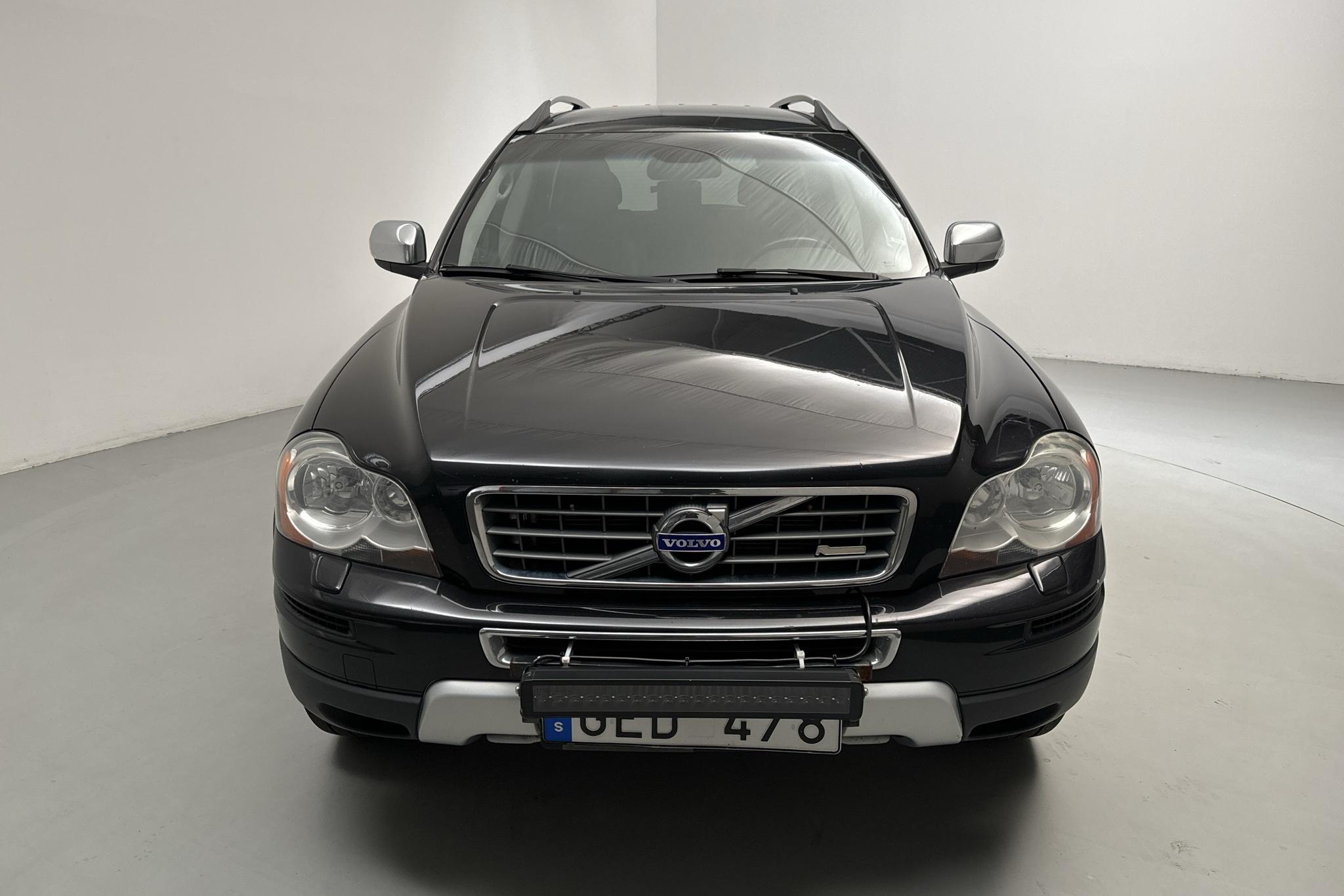 Volvo XC90 D5 (205hk) - 256 140 km - Automaatne - must - 2010