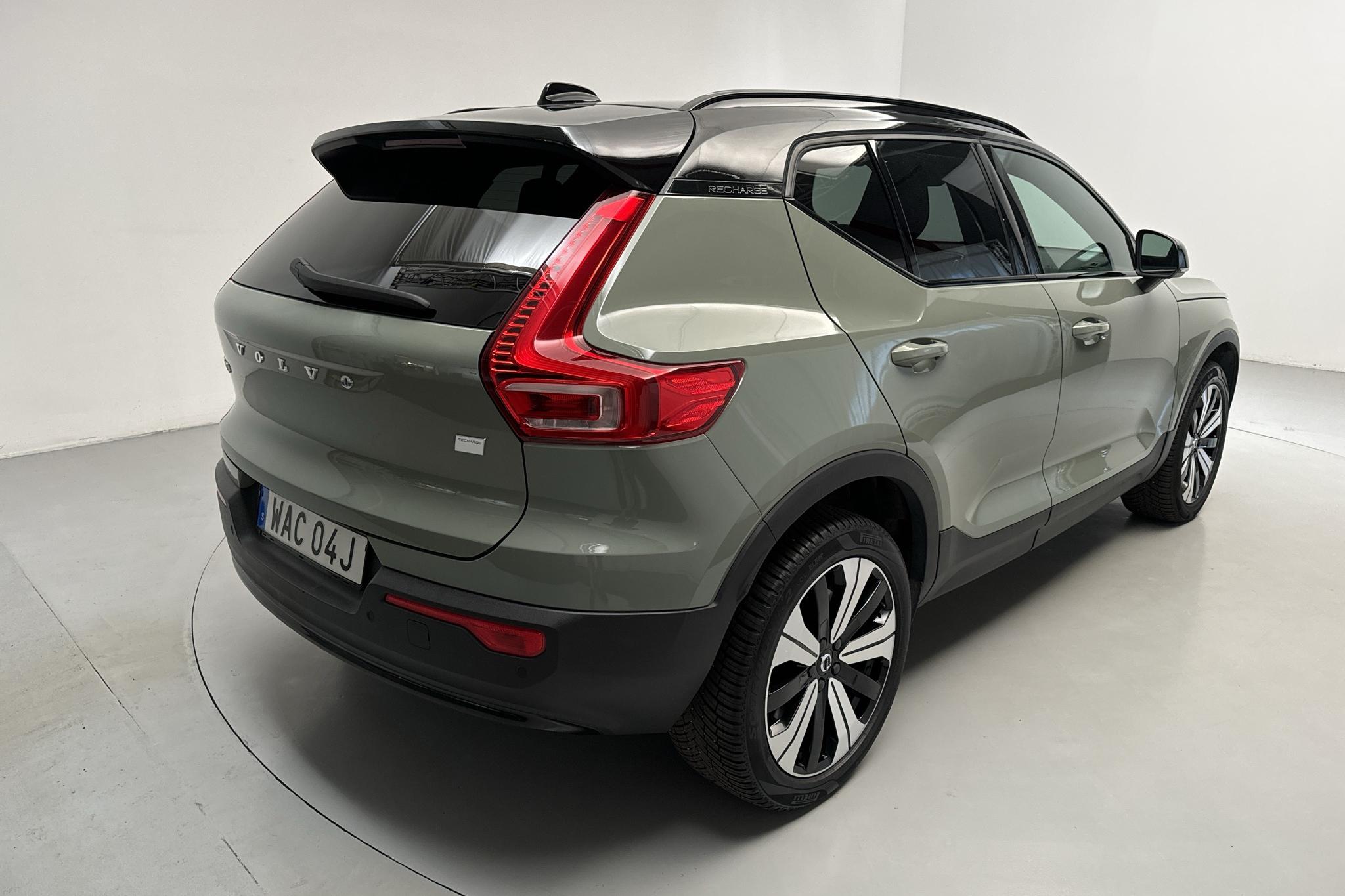 Volvo XC40 P6 Recharge (231hk) - 50 030 km - Automatyczna - zielony - 2023