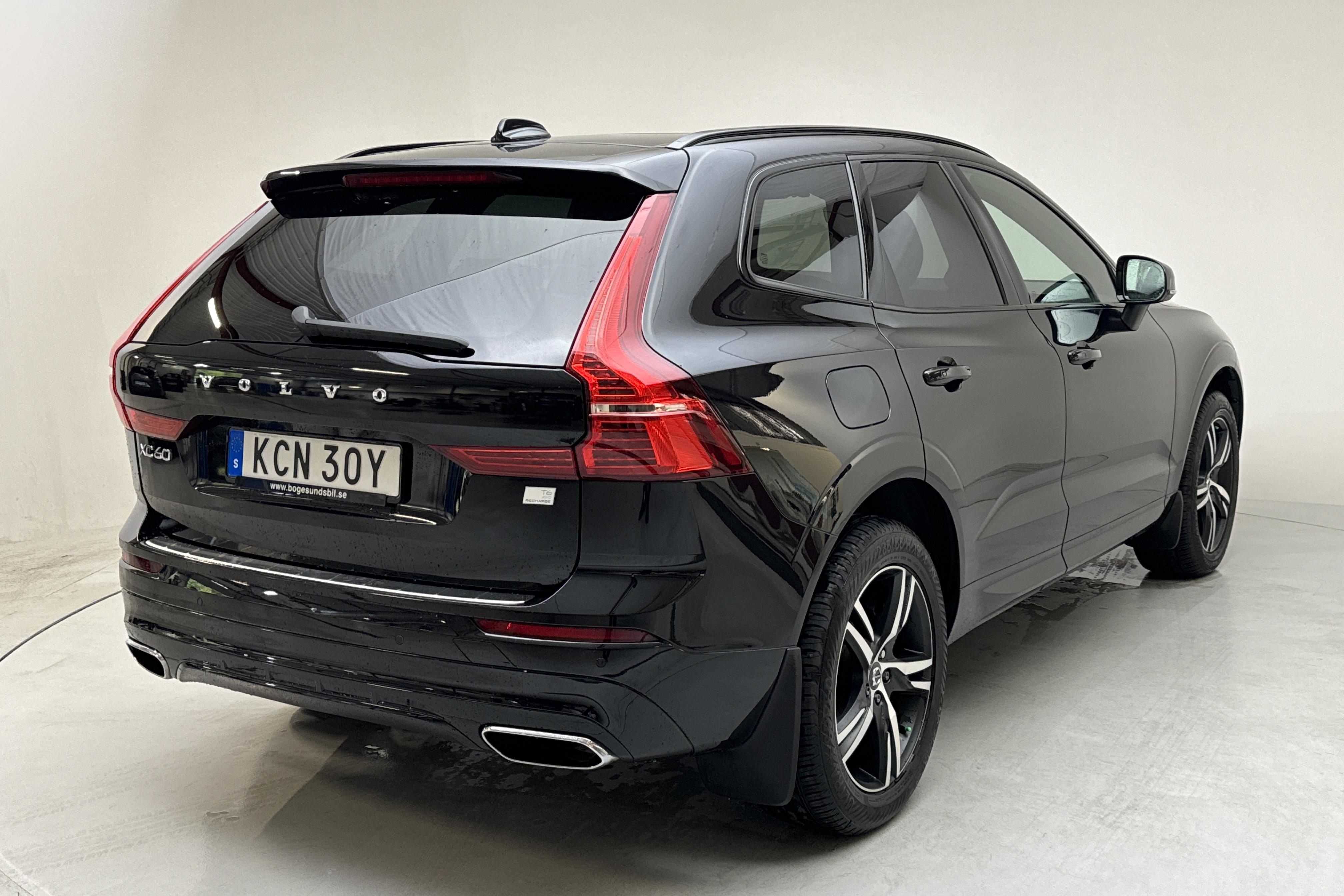 Volvo XC60 T6 AWD Recharge (340hk) - 65 660 km - Automaattinen - musta - 2021