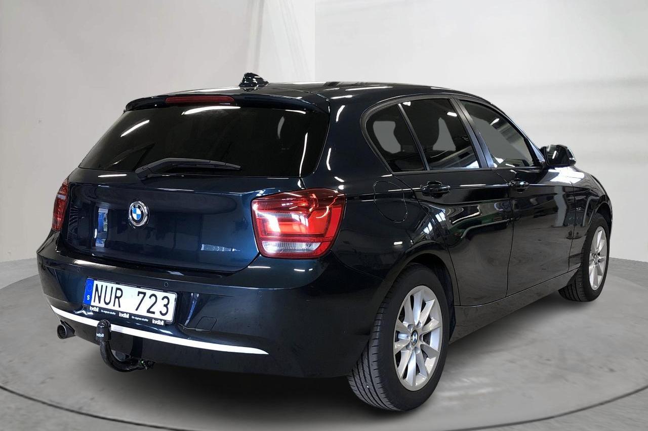 BMW 118d 5dr, F20 (143hk) - 24 742 mil - Manuell - blå - 2012