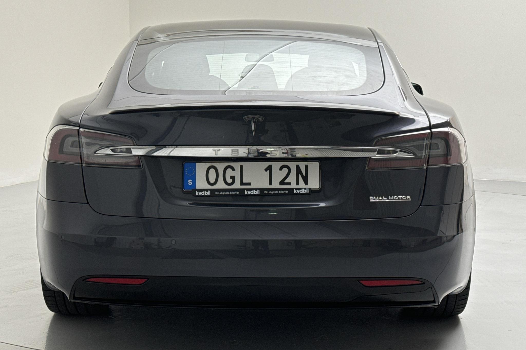 Tesla Model S Dual Motor Performance AWD - 128 630 km - Automaattinen - harmaa - 2020