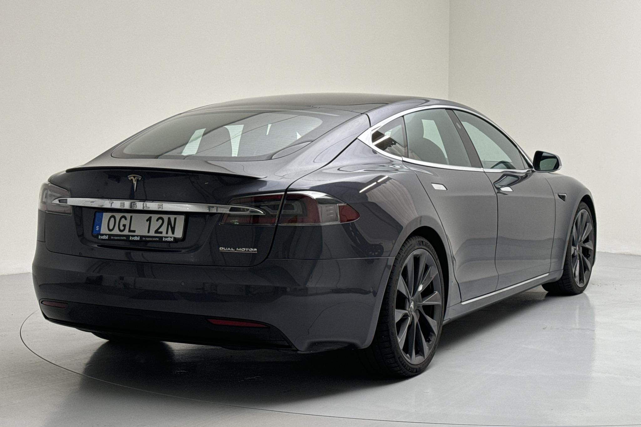 Tesla Model S Dual Motor Performance AWD - 12 863 mil - Automat - grå - 2020