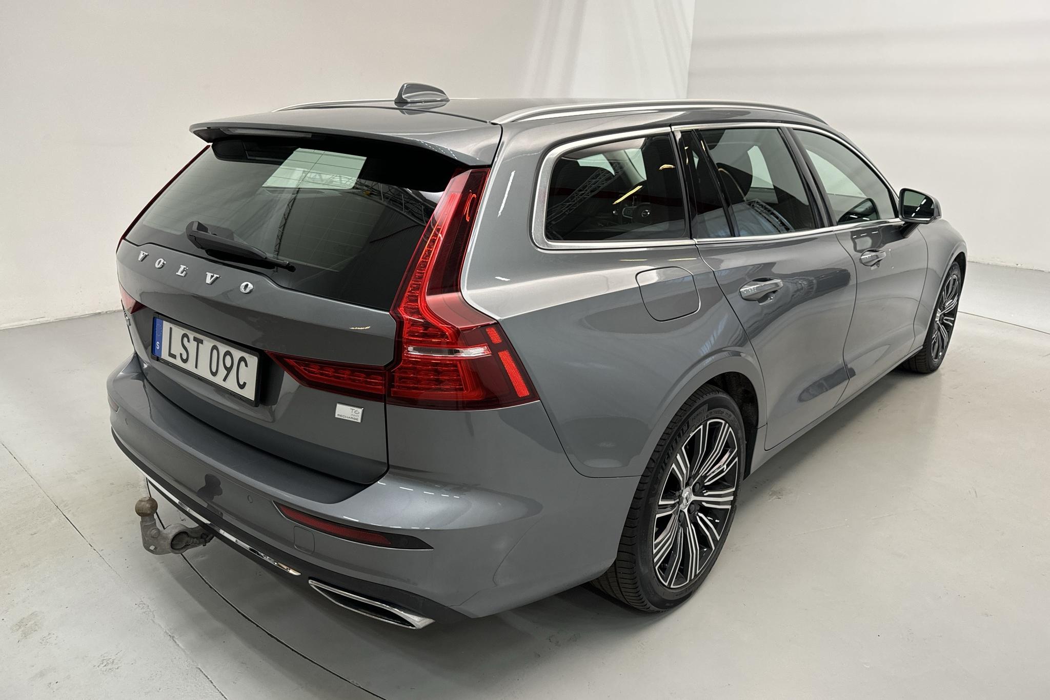 Volvo V60 T6 AWD Twin Engine (340hk) - 109 890 km - Automatic - gray - 2021