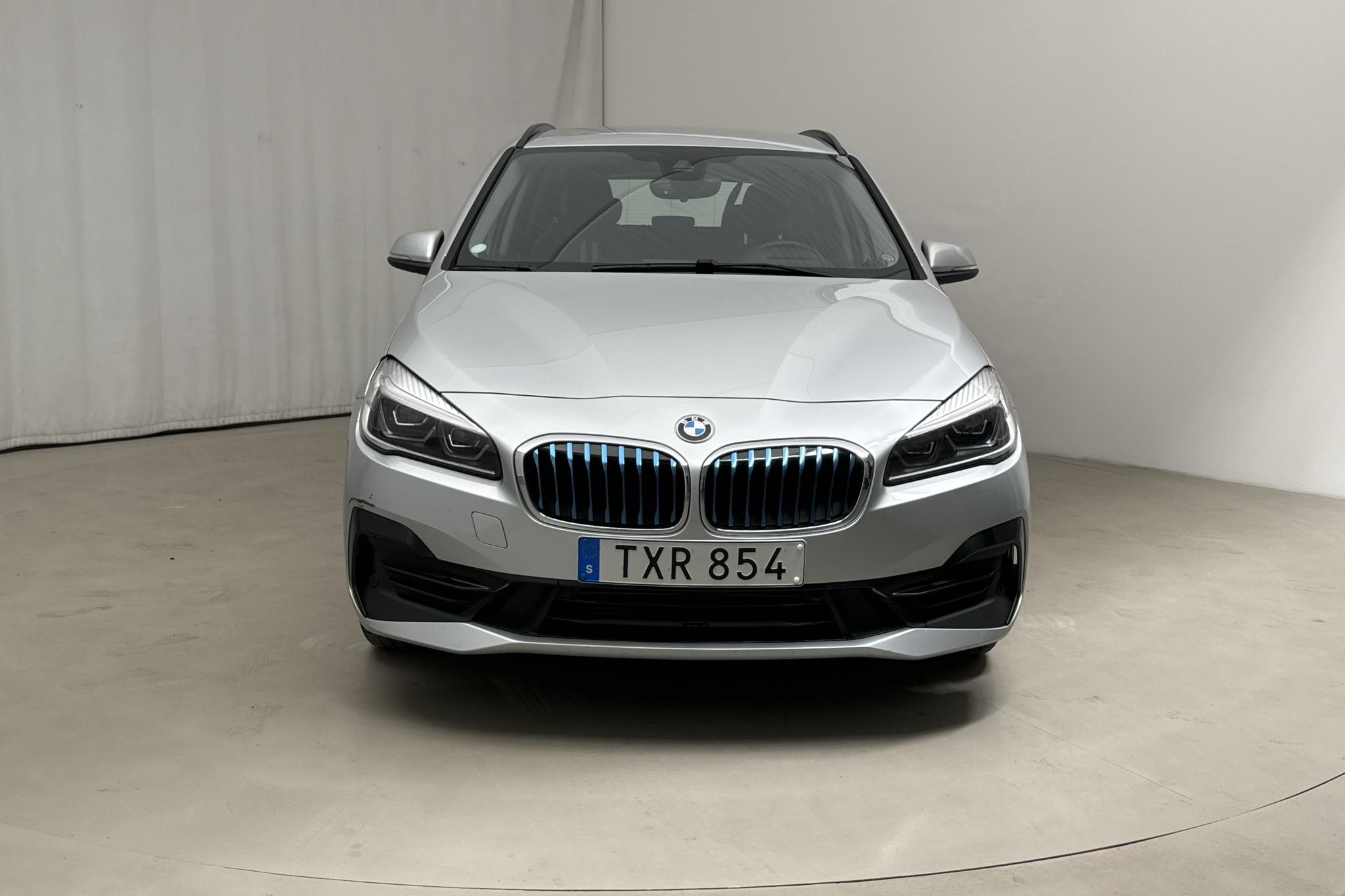 BMW 225xe Active Tourer LCI, F45 (224hk) - 3 953 mil - Automat - silver - 2019