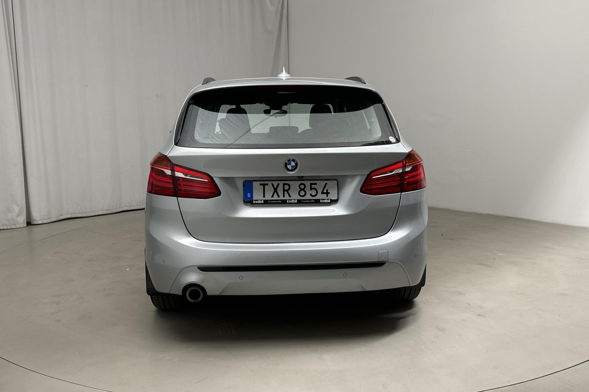 BMW 225xe Active Tourer LCI, F45 (224hk) - 39 530 km - Automaattinen - hopea - 2019