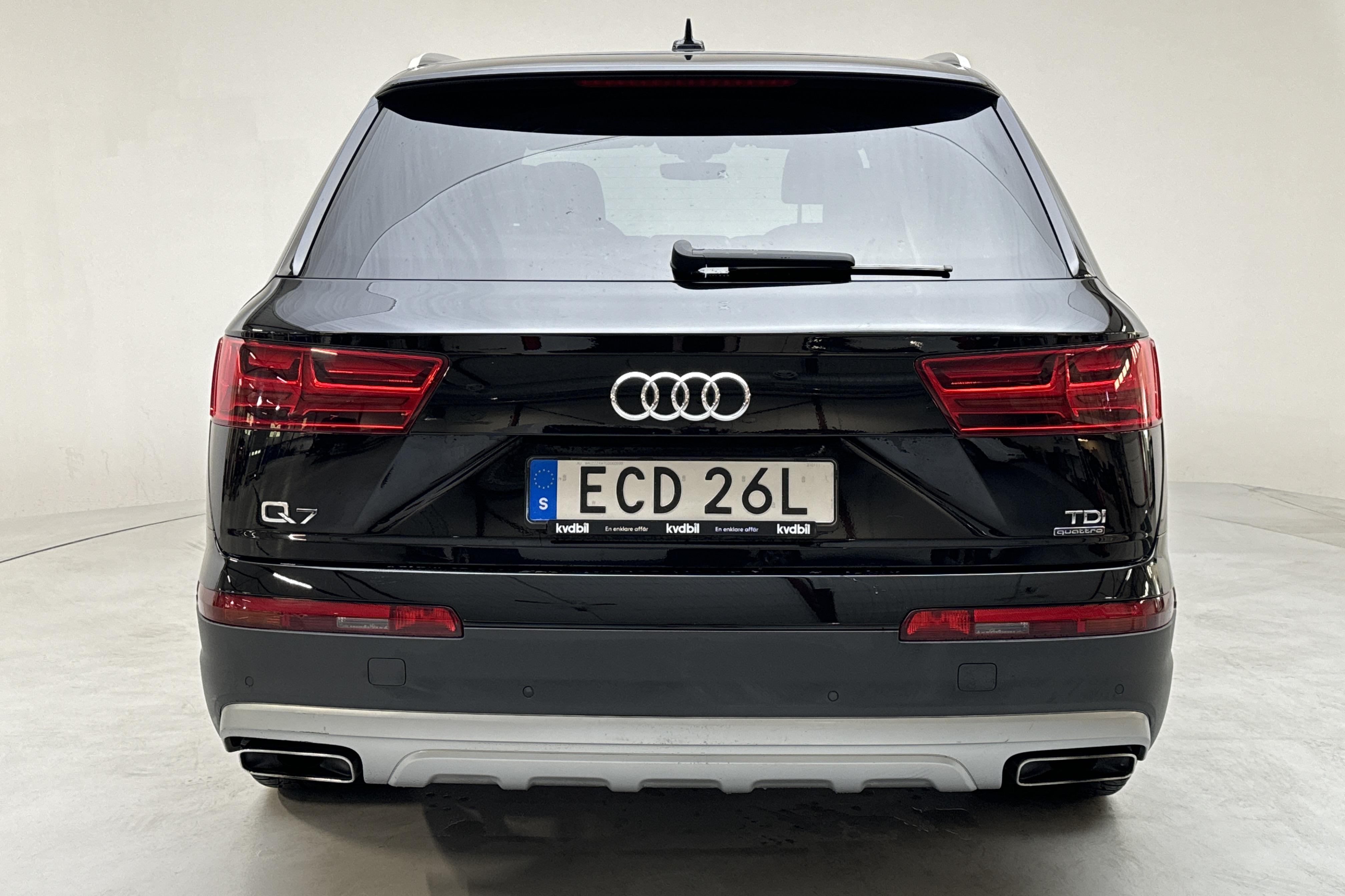 Audi Q7 3.0 TDI ultra quattro (218hk) - 18 248 mil - Automat - svart - 2016