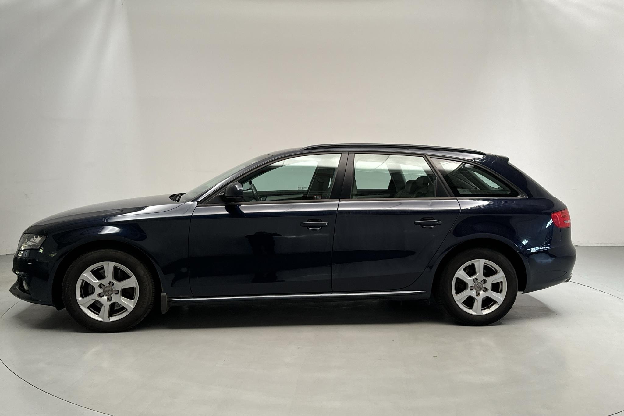 Audi A4 2.7 TDI Avant (190hk) - 176 820 km - Automatic - blue - 2009