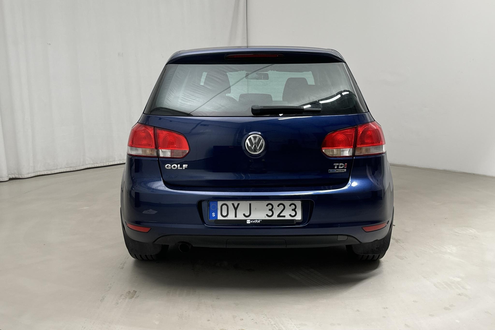 VW Golf VI 1.6 TDI BlueMotion Technology 5dr (105hk) - 164 060 km - Käsitsi - Dark Blue - 2012