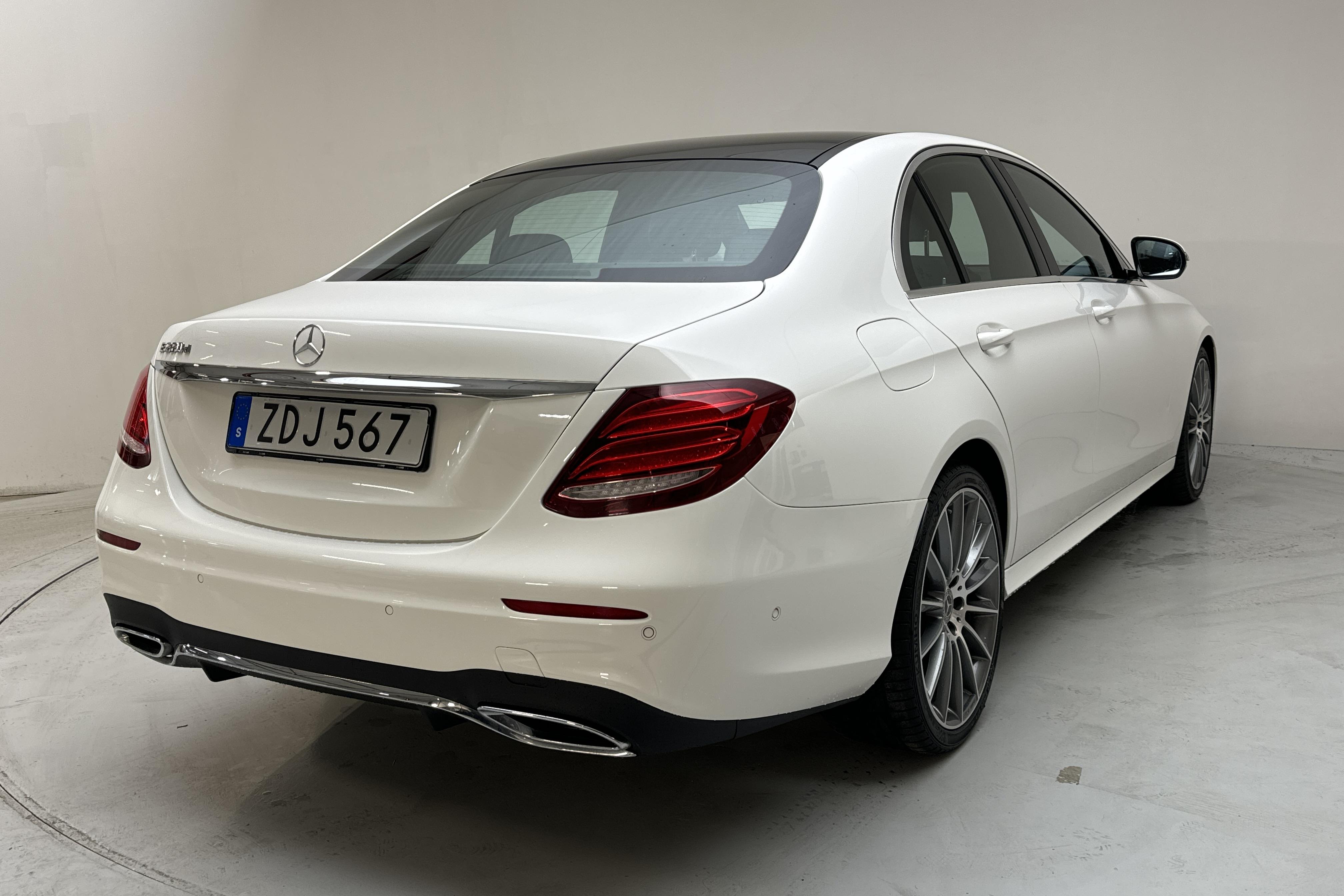 Mercedes E 220 d Sedan W213 (194hk) - 10 726 mil - Automat - vit - 2018