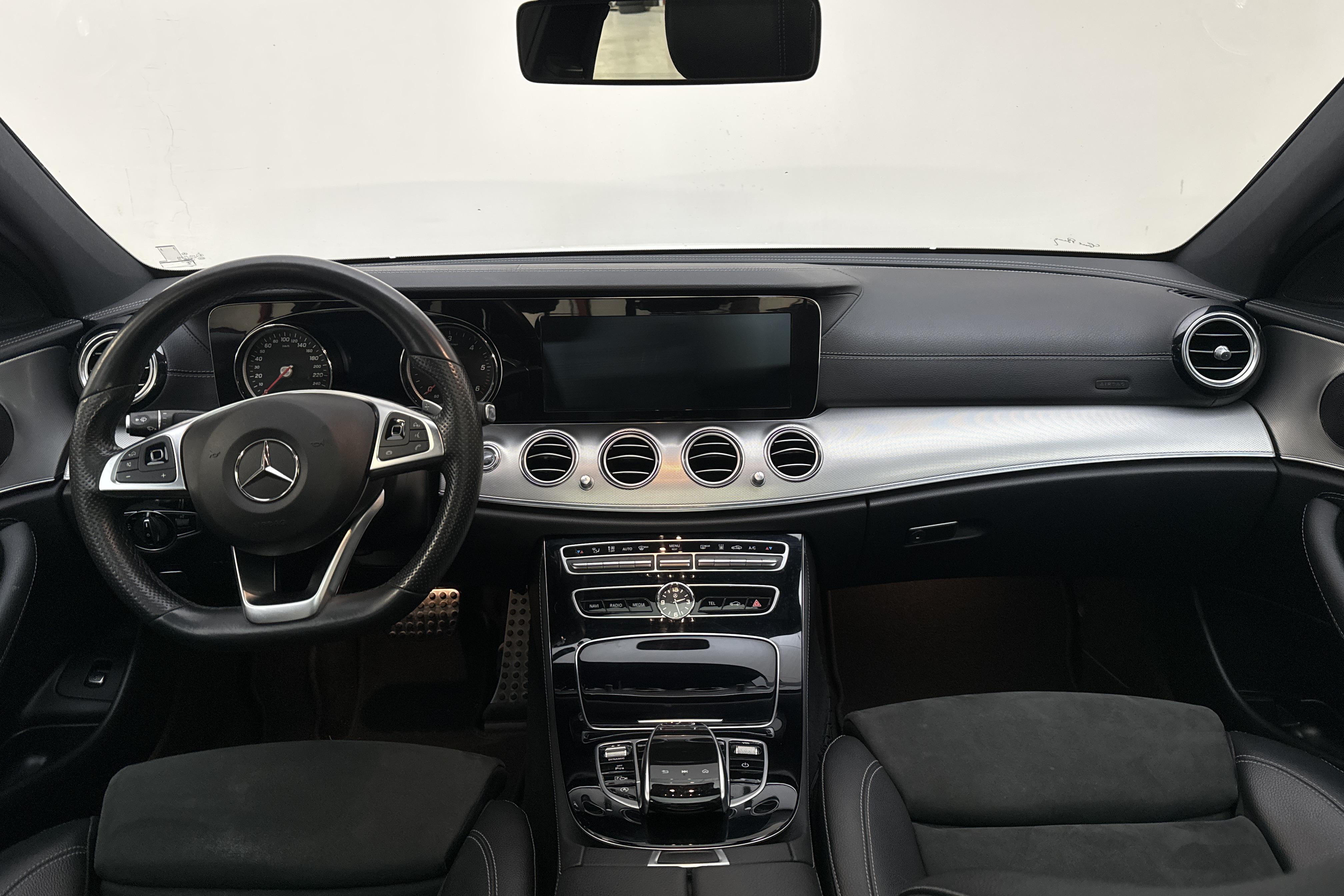 Mercedes E 220 d Sedan W213 (194hk) - 10 726 mil - Automat - vit - 2018