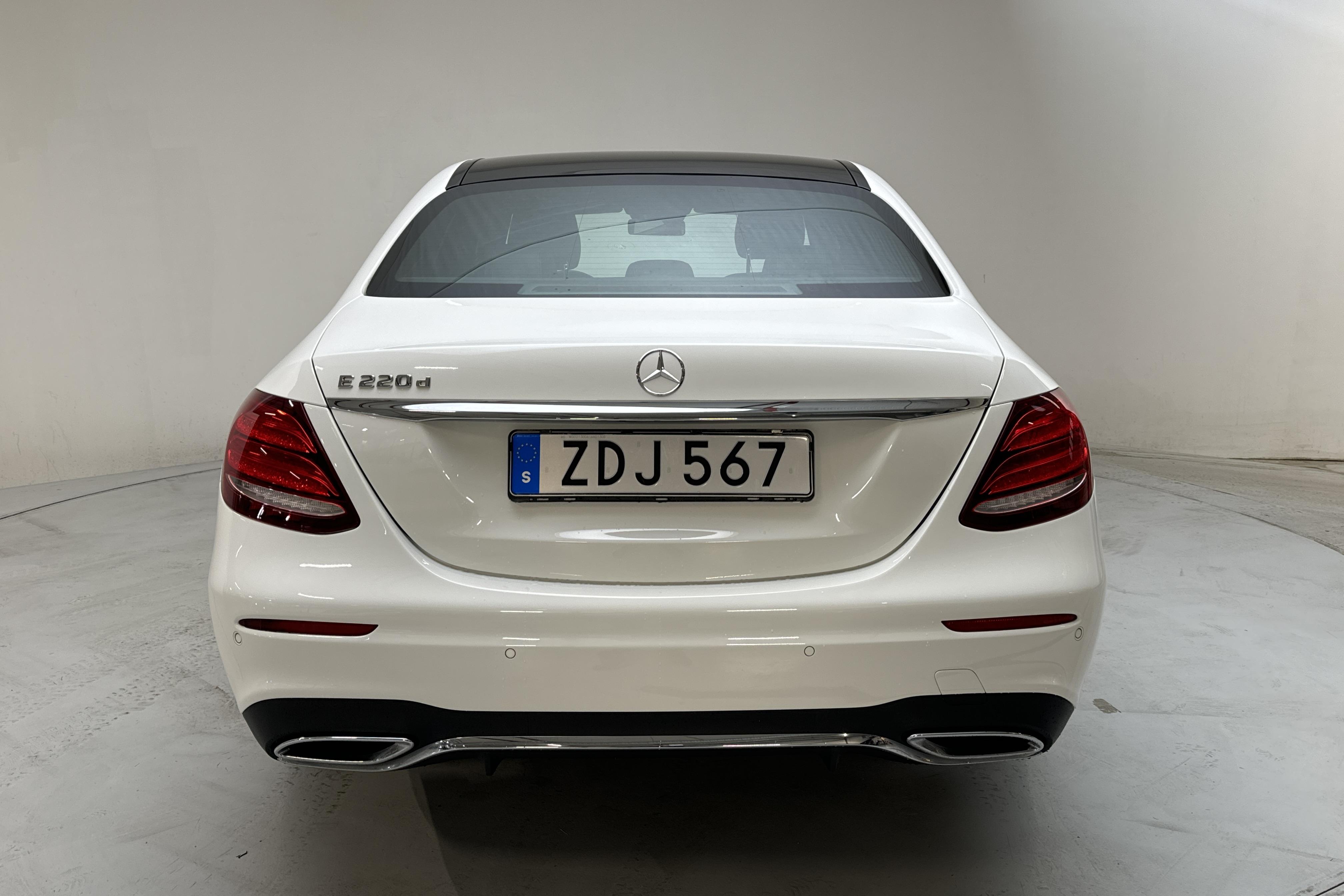 Mercedes E 220 d Sedan W213 (194hk) - 10 726 mil - Automat - vit - 2018