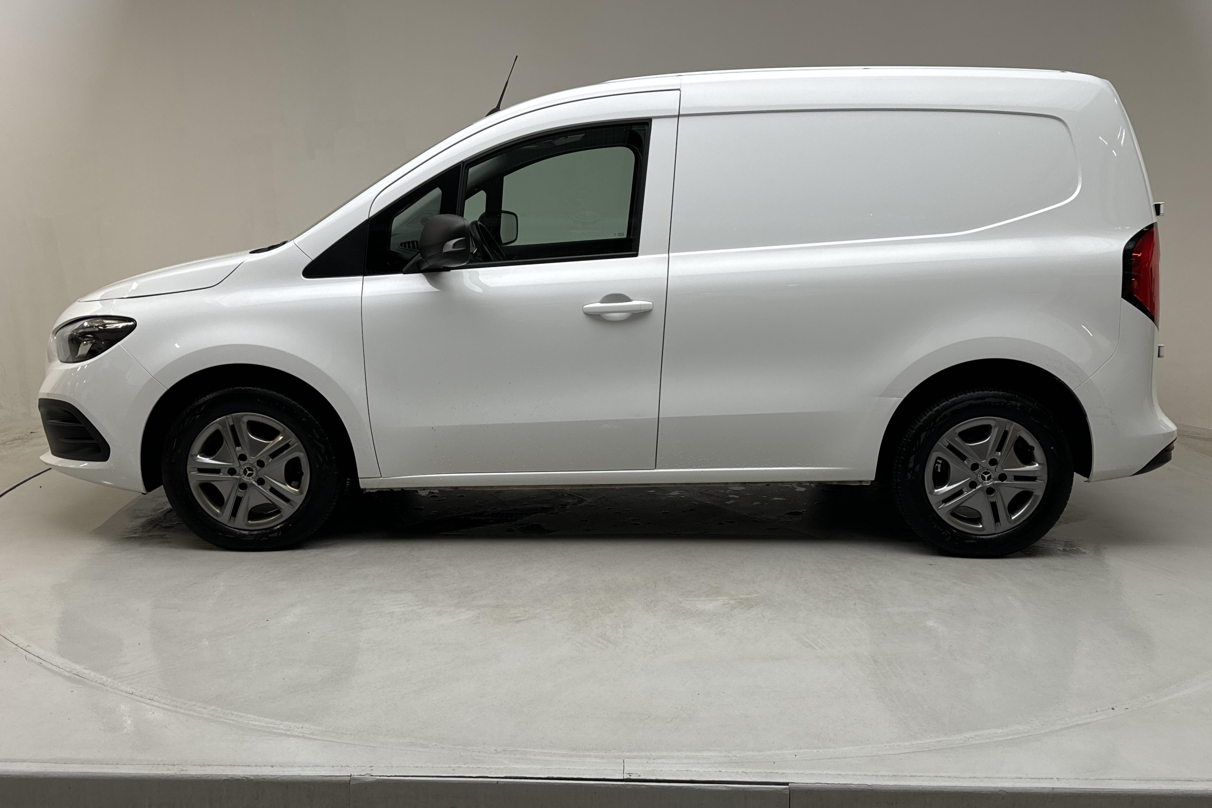 Mercedes Citan 110 1.5 CDI (95hk) - 63 260 km - Manualna - biały - 2023