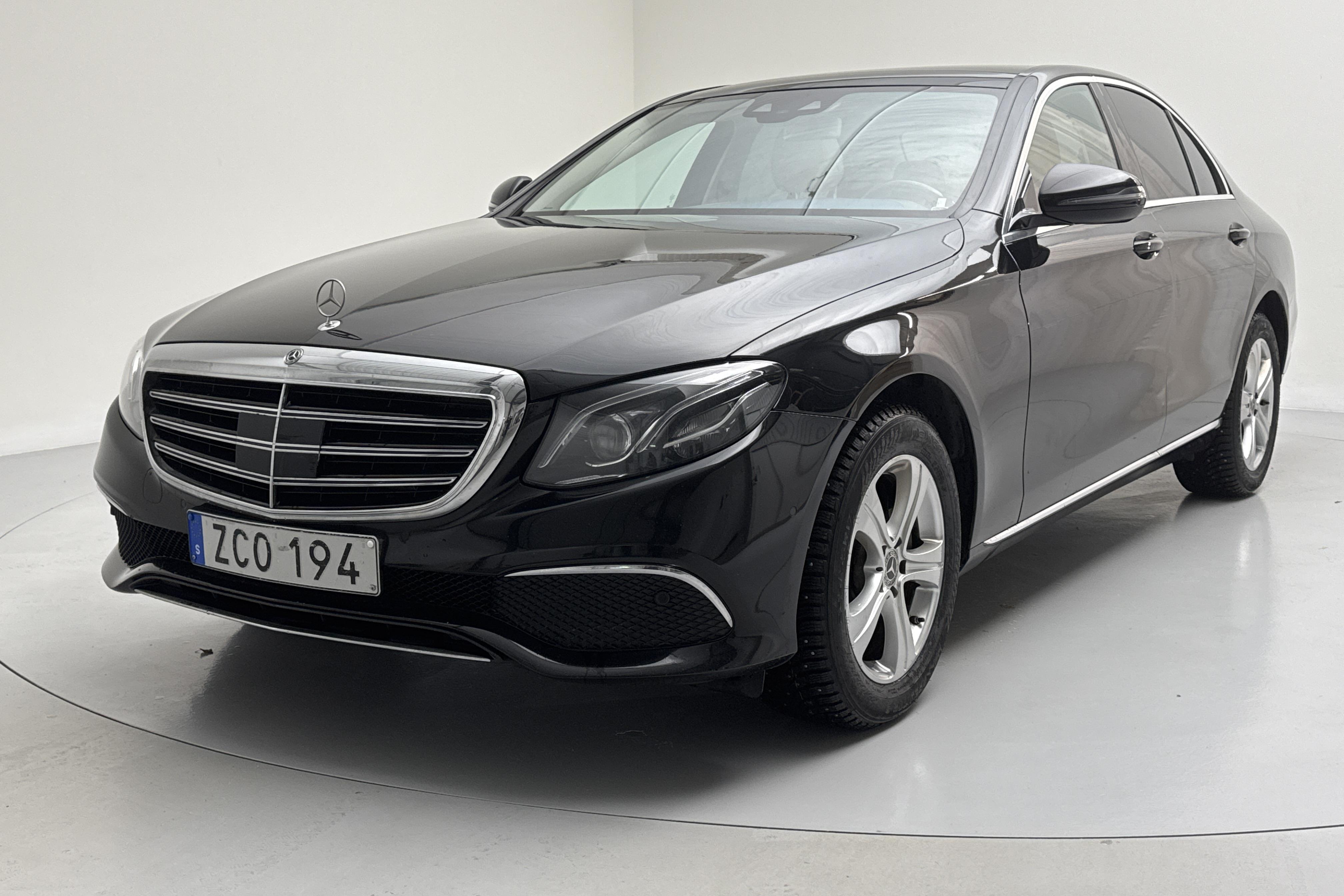 Mercedes E 220 d 4MATIC Sedan W213 (194hk) - 213 730 km - Automatic - black - 2018