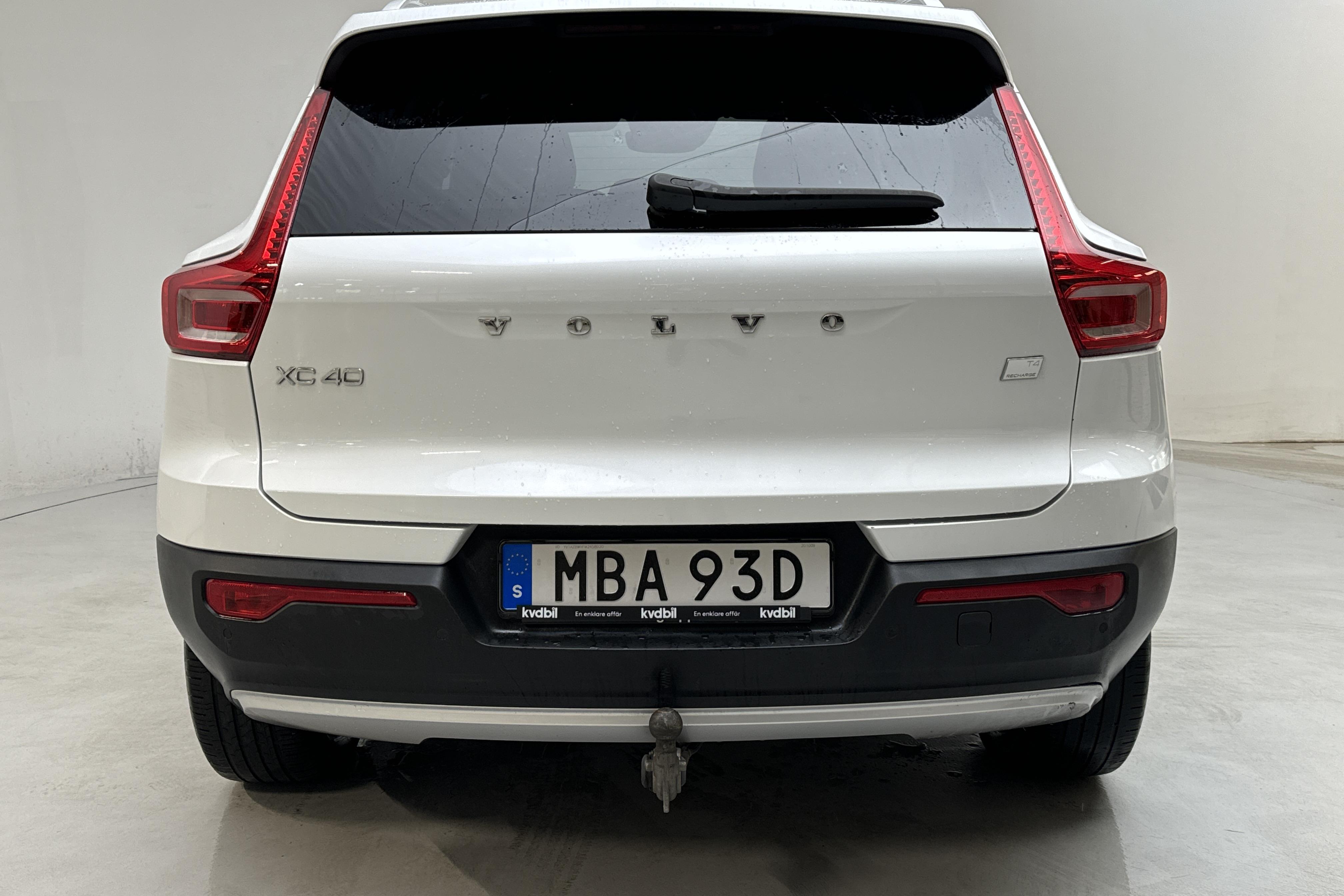 Volvo XC40 T4 2WD Recharge (211hk) - 83 590 km - Automatyczna - biały - 2021