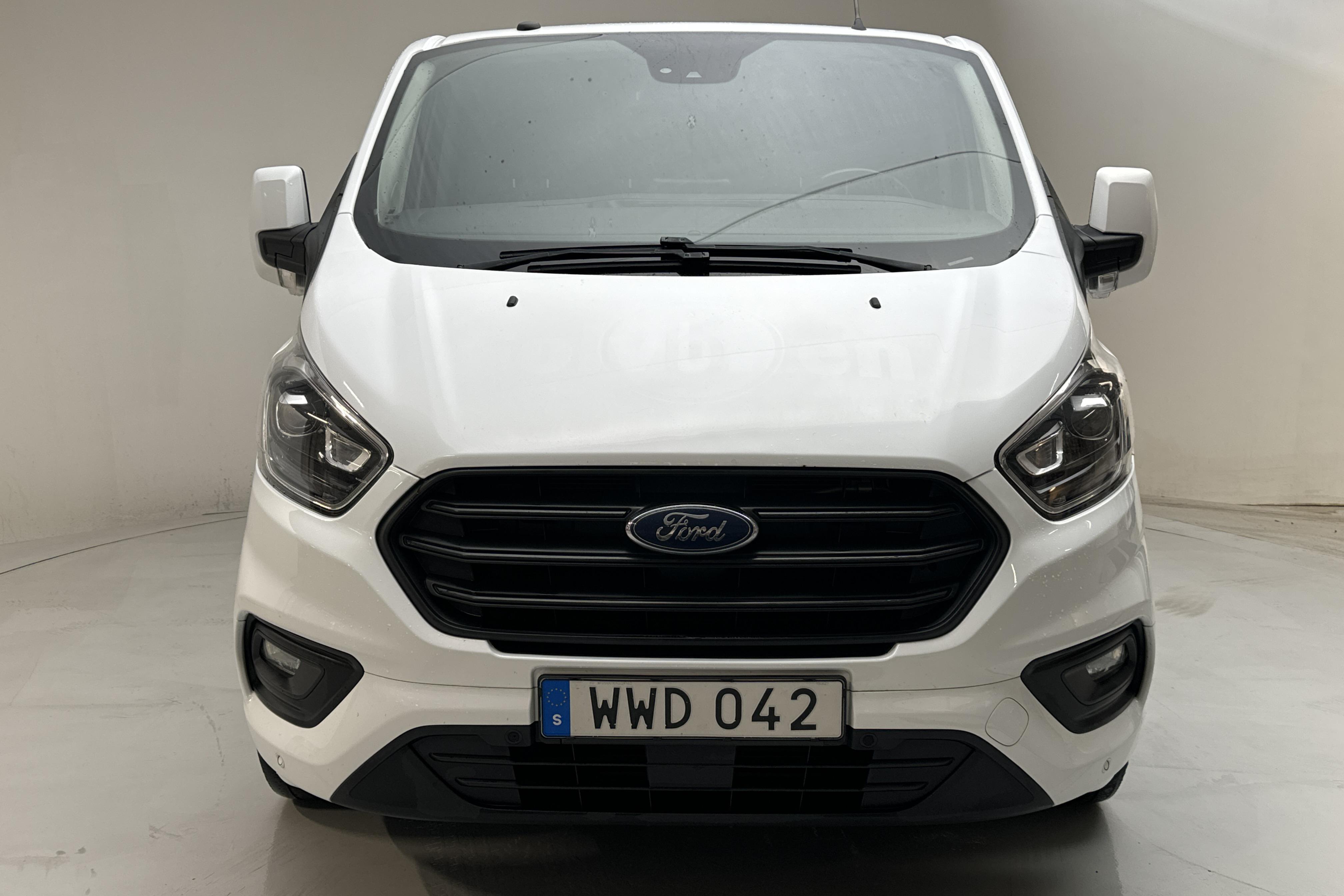 Ford Transit Custom 300 (130hk) - 135 790 km - Automatyczna - biały - 2018