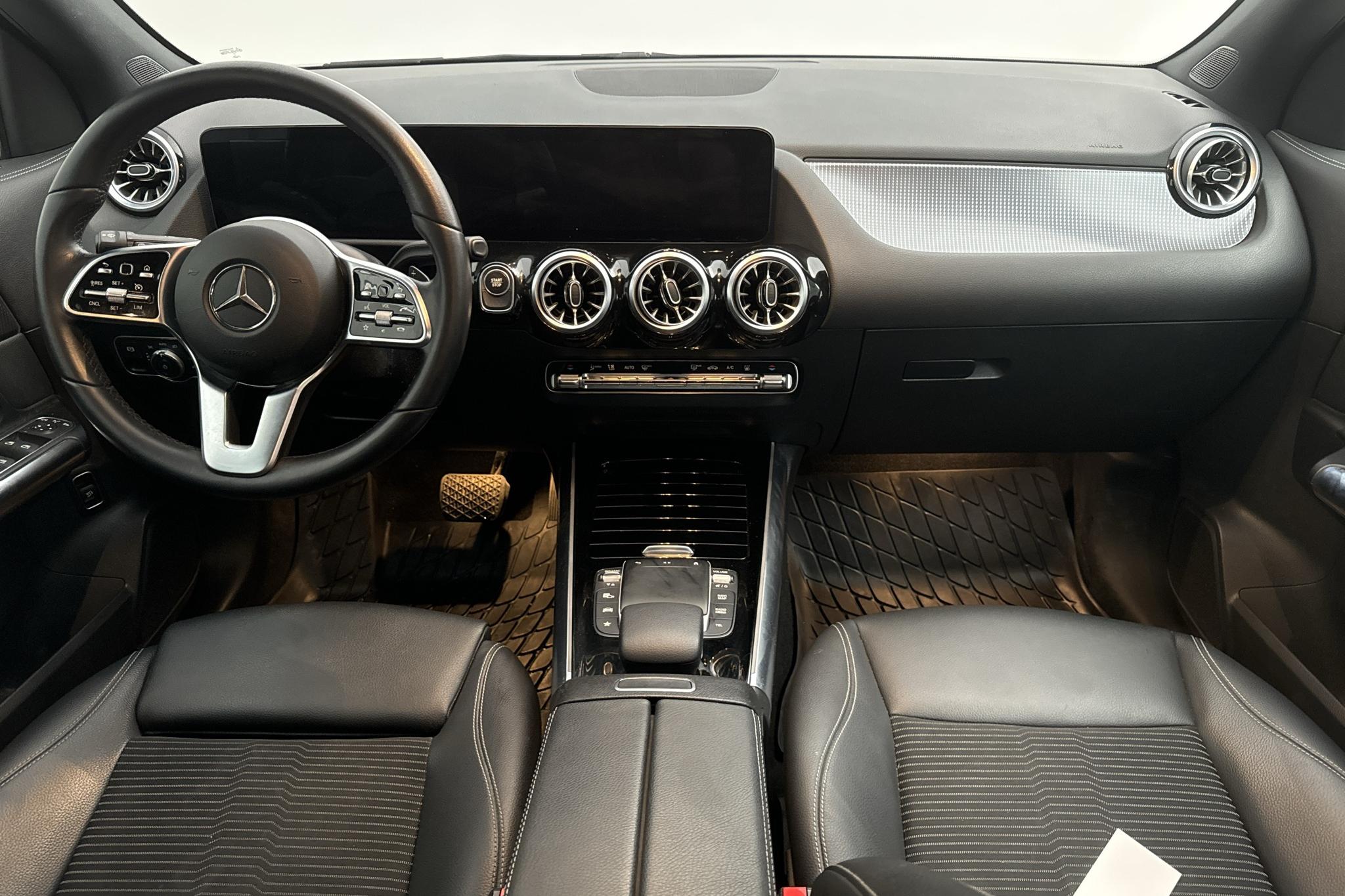 Mercedes EQA 250 H243 (190hk) - 110 960 km - Automaattinen - musta - 2022