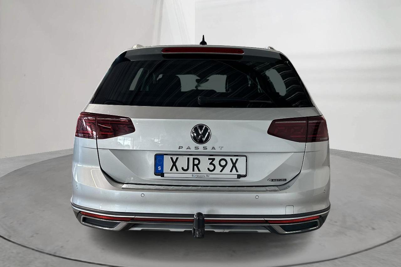 VW Passat Alltrack 2.0 TDI Sportscombi 4Motion (200hk) - 179 350 km - Automaattinen - hopea - 2021