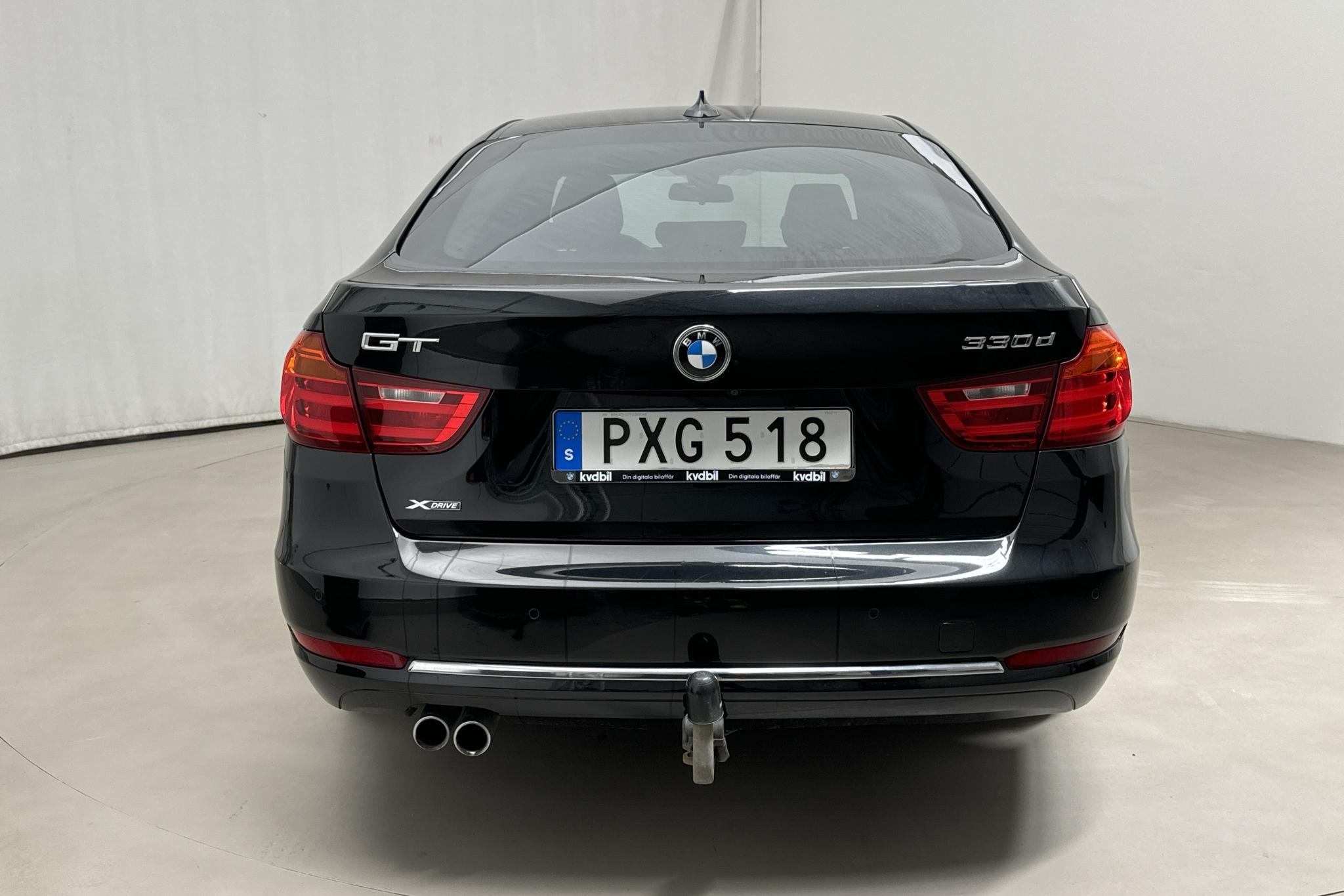 BMW 330d GT xDrive, F34 (258hk) - 14 675 mil - Automat - svart - 2015