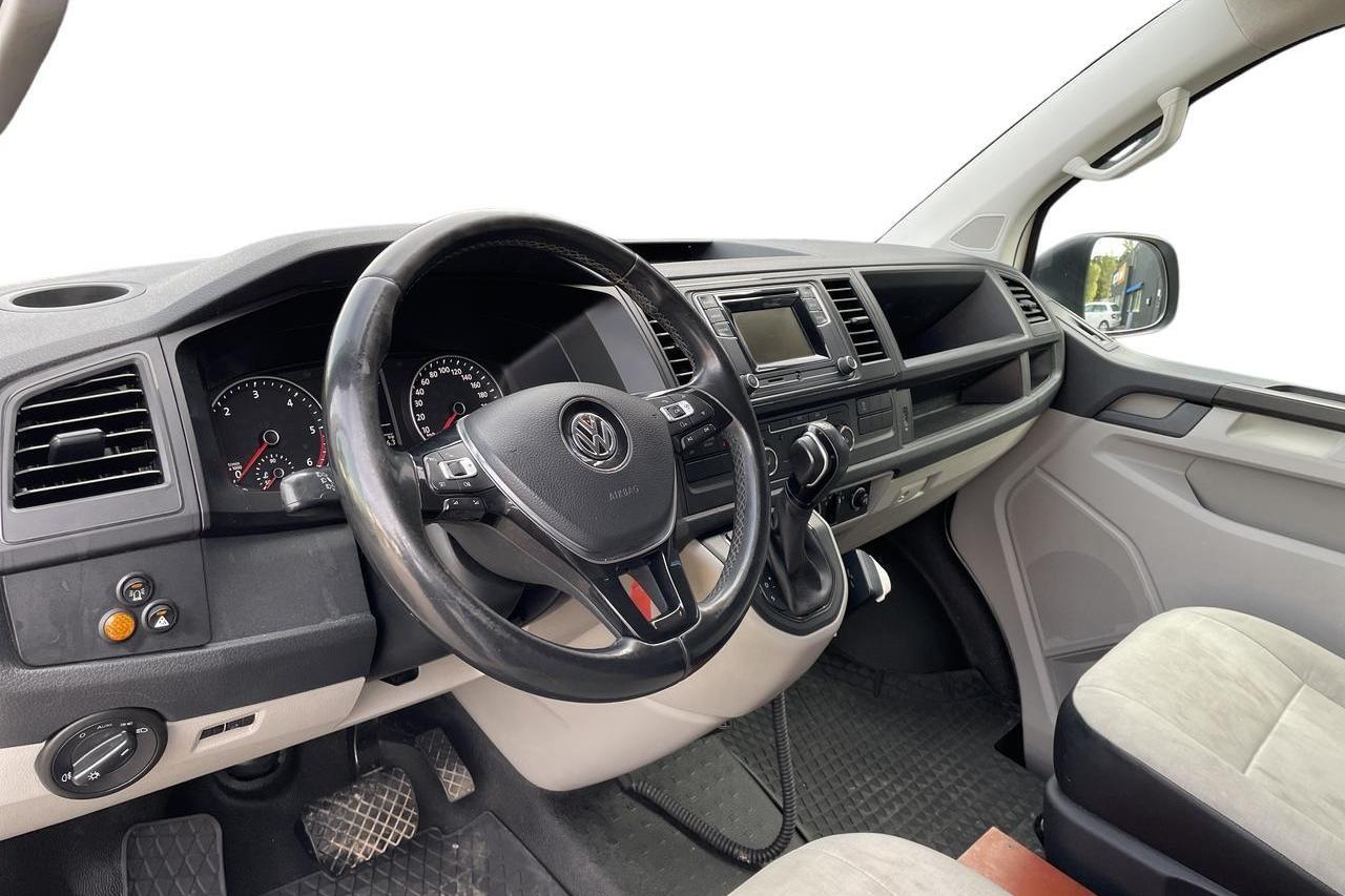 VW Transporter T6 2.0 TDI BMT Skåp 4MOTION (150hk) - 118 000 km - Automatyczna - biały - 2017