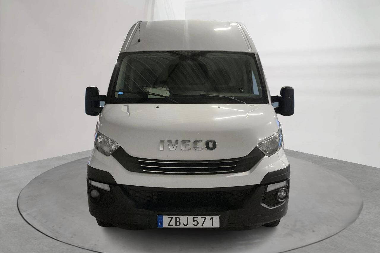 Iveco Daily 35 2.3 (136hk) - 9 060 mil - Automat - vit - 2018