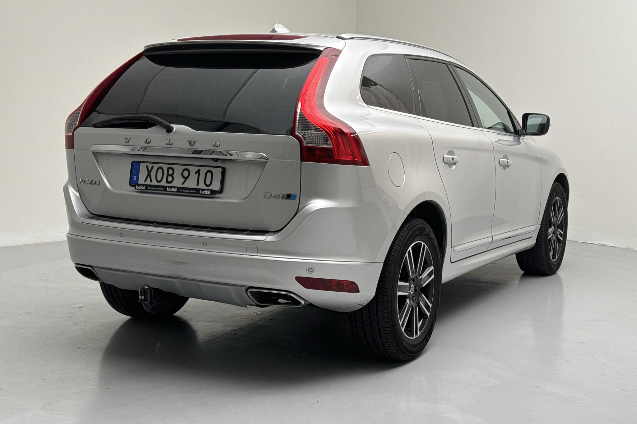 Volvo XC60 D4 AWD (220hk) - 69 410 km - Automatic - silver - 2017