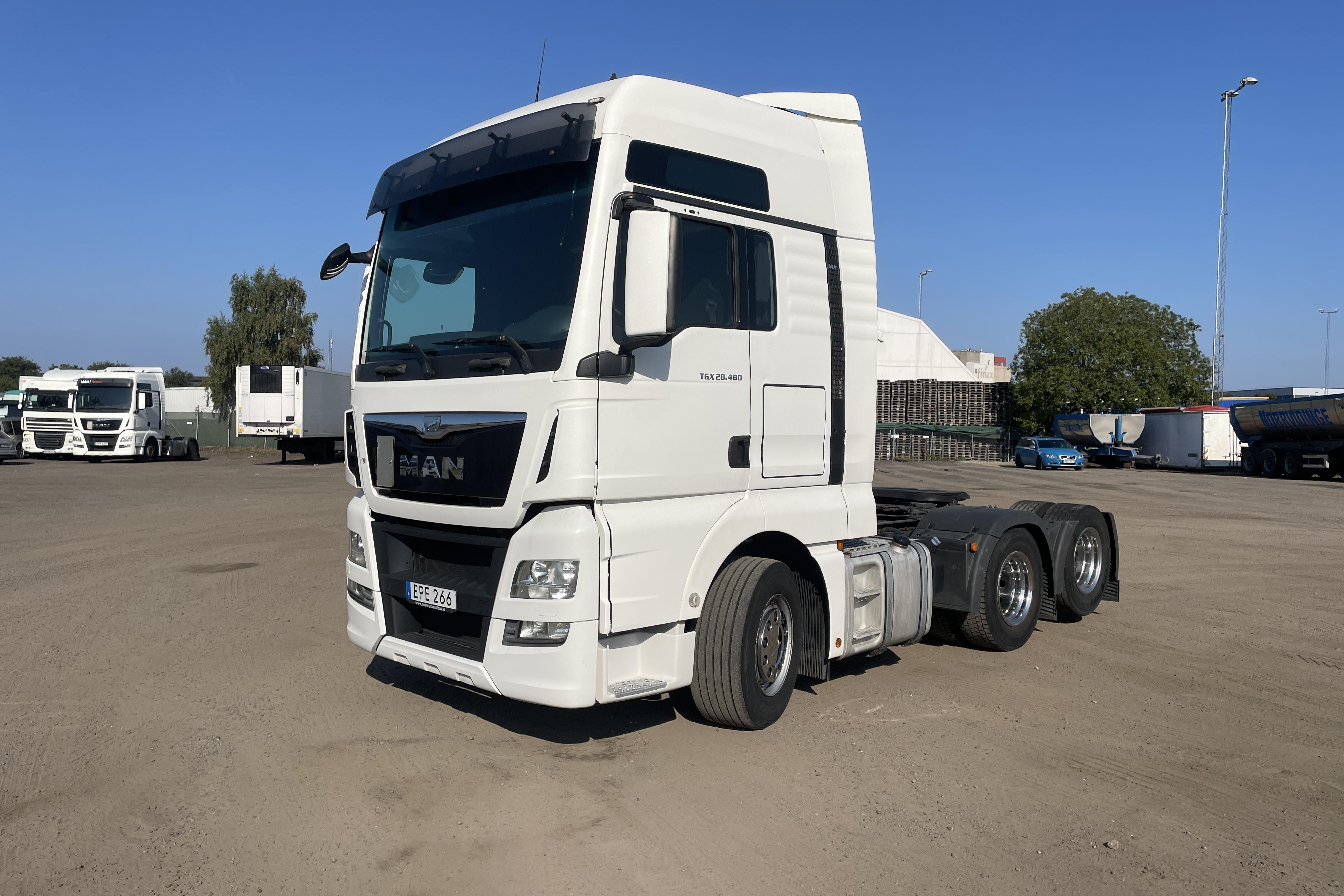 MAN TGX 28.480 - 898 222 km - Automat - vit - 2015