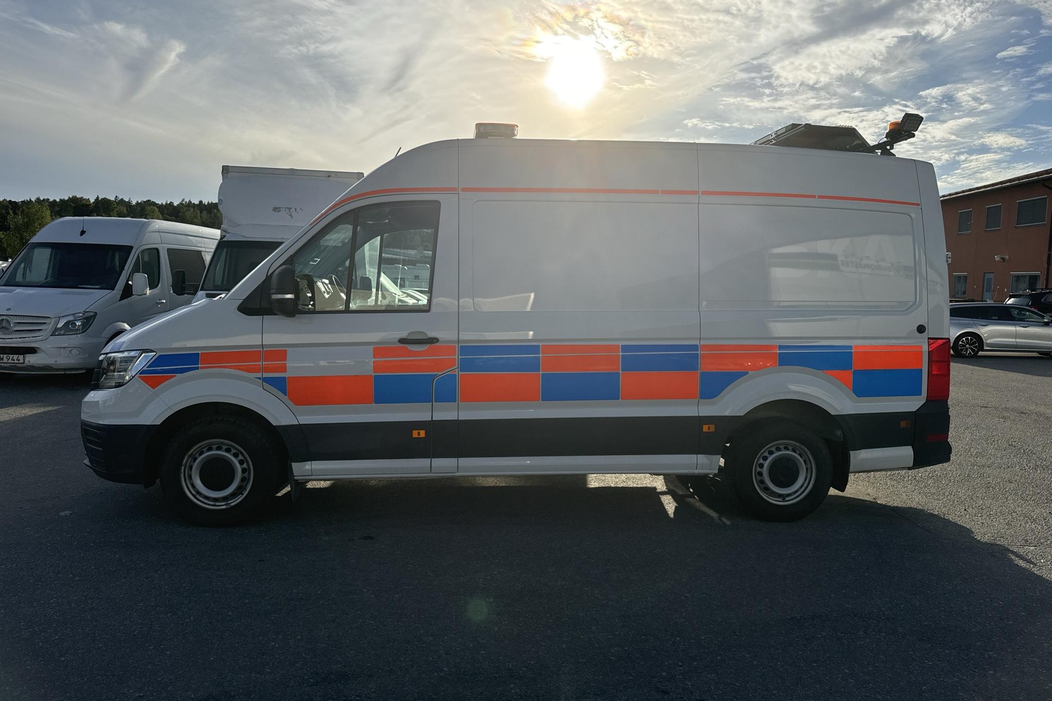 VW Crafter 35 2.0 TDI Skåp (177hk) - 119 650 km - Automatic - white - 2019