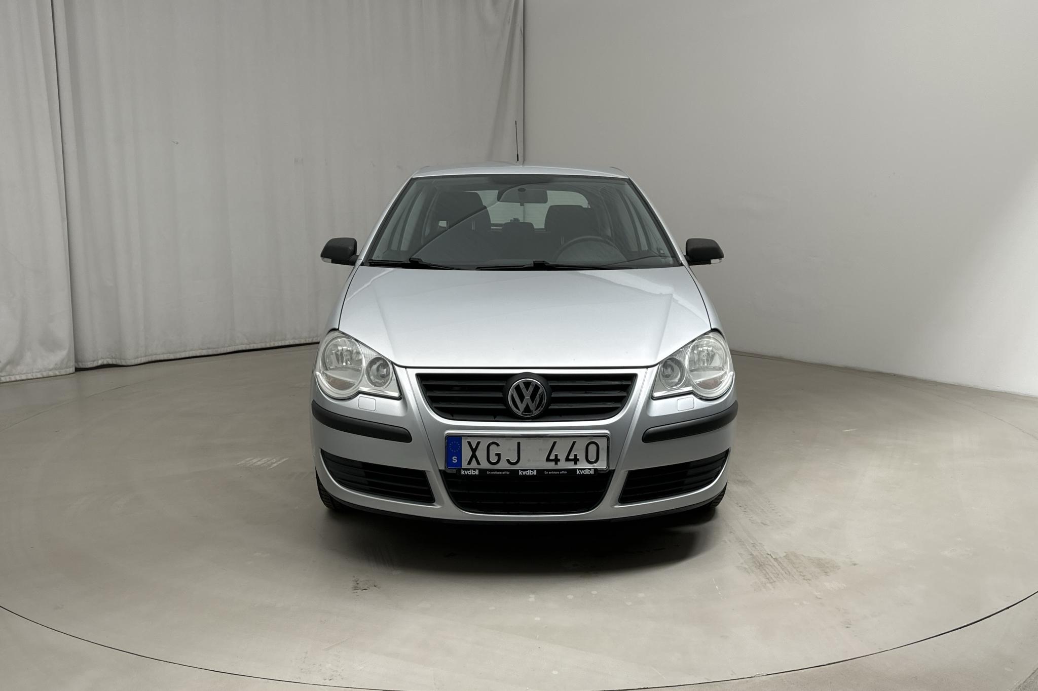 VW Polo 1.4 5dr (75hk) - 93 720 km - Käsitsi - hõbe - 2006