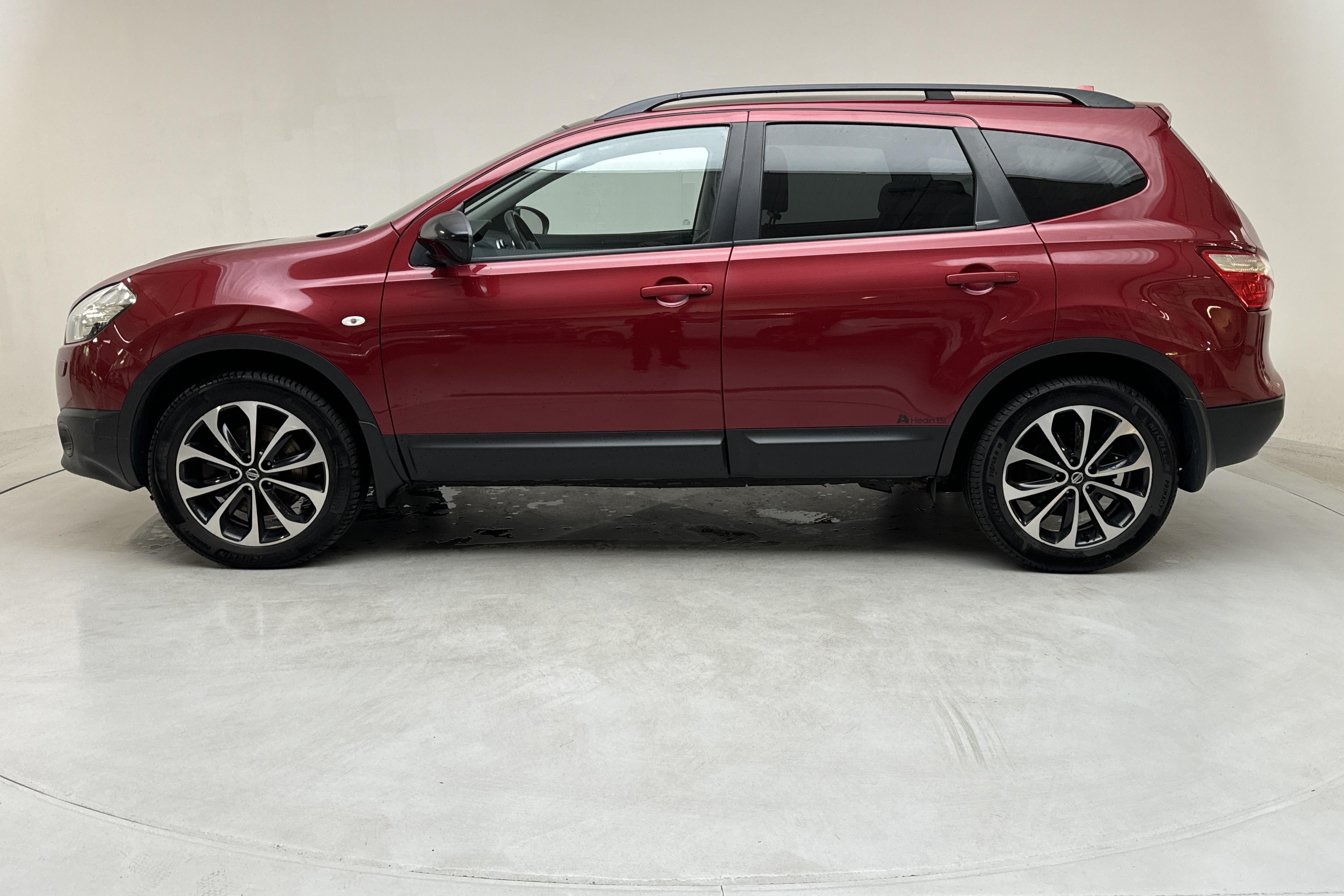 Nissan Qashqai+2 1.6 dCi (130hk) - 229 570 km - Käsitsi - punane - 2014