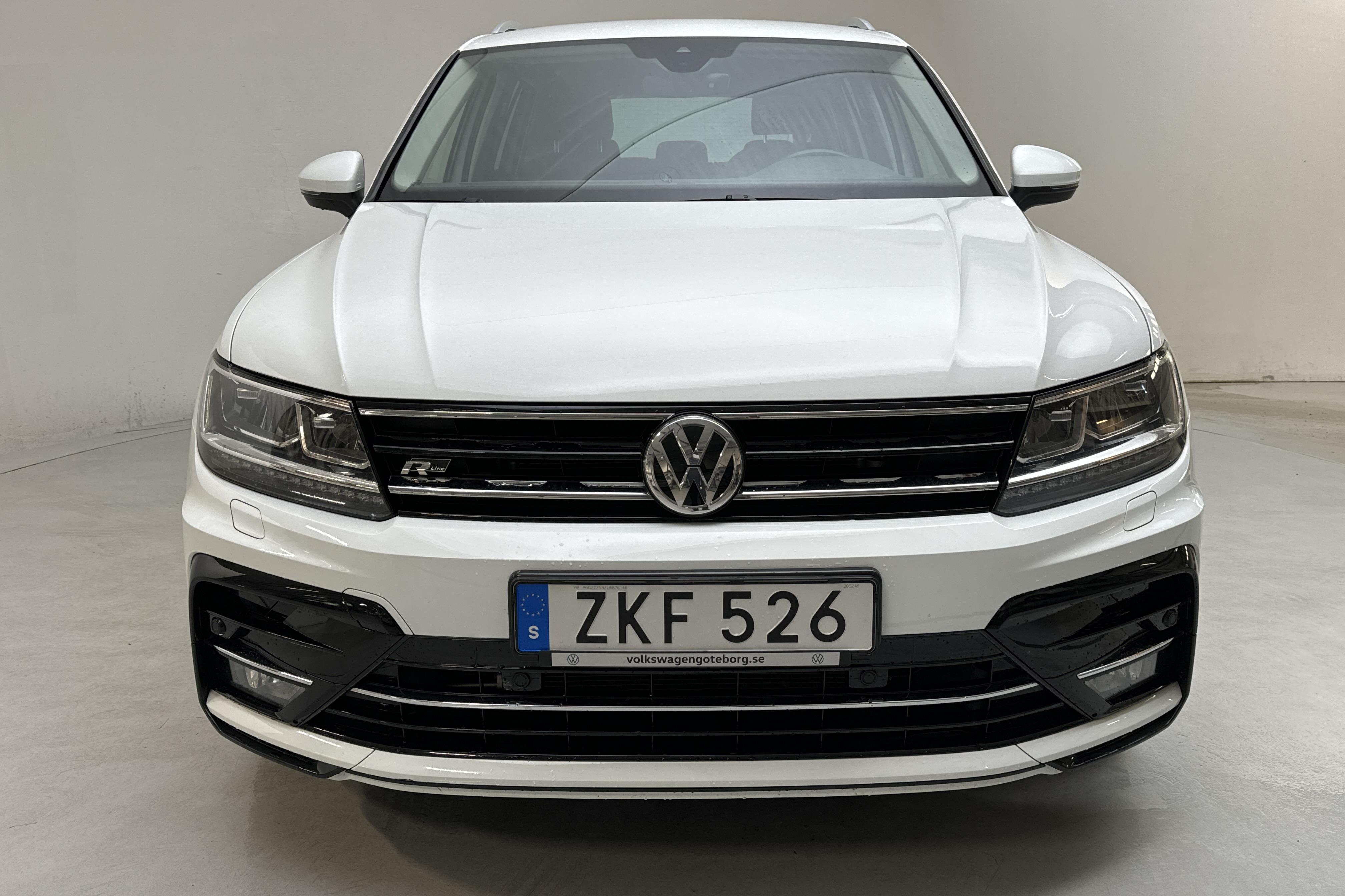 VW Tiguan 2.0 TSI 4MOTION (190hk) - 67 820 km - Automatic - white - 2020