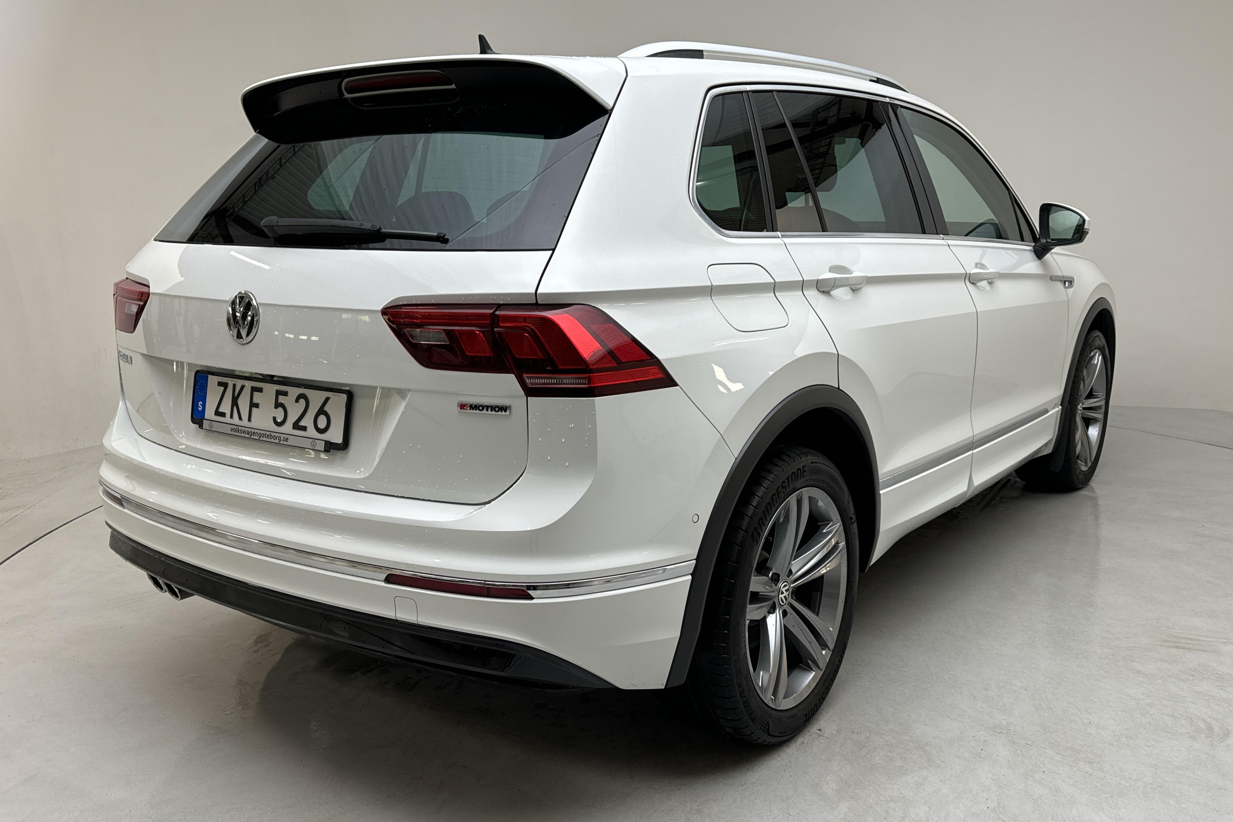 VW Tiguan 2.0 TSI 4MOTION (190hk) - 67 820 km - Automaatne - valge - 2020