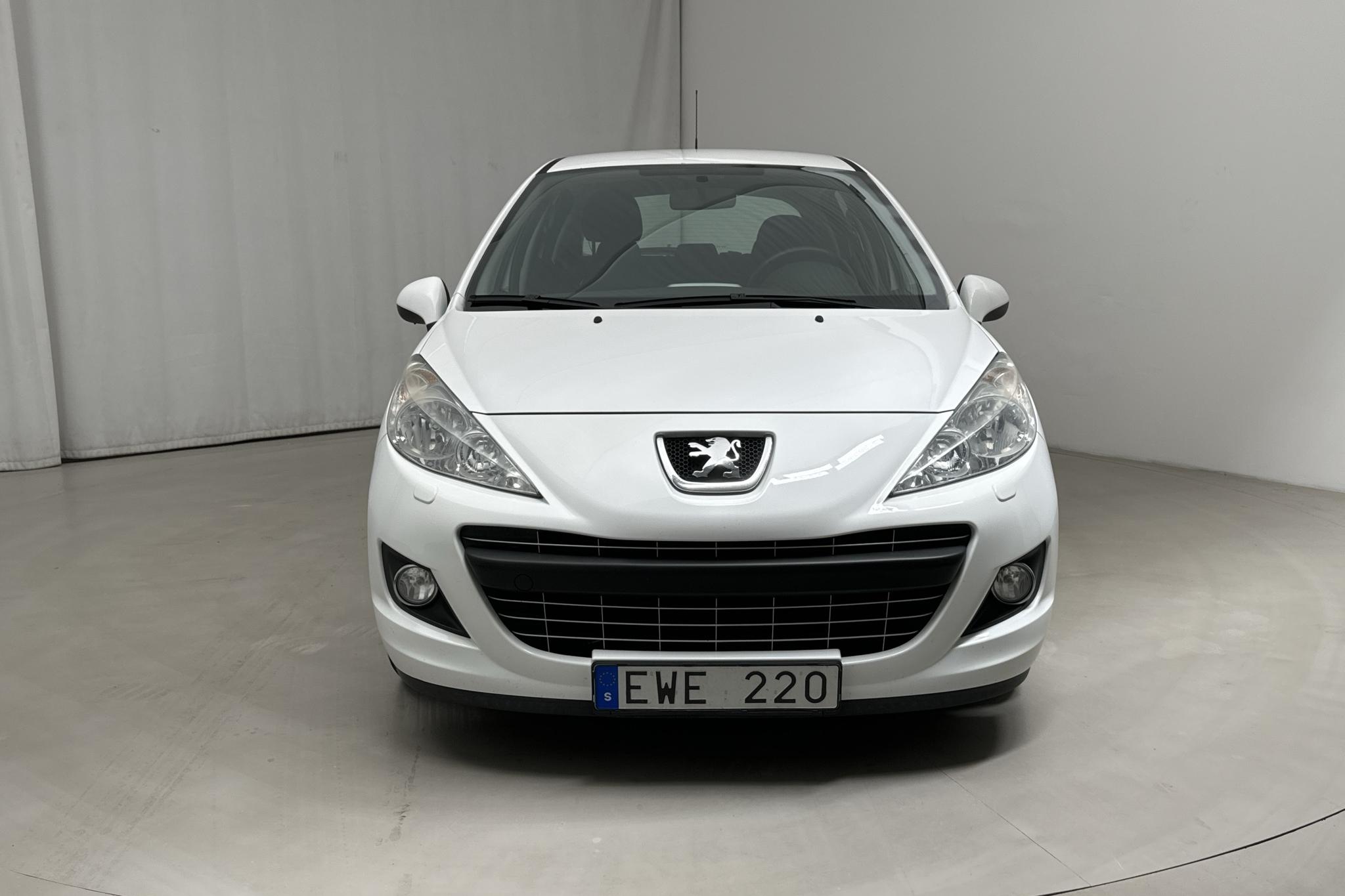 Peugeot 207 1.6 HDi FAP 5dr (92hk) - 12 939 mil - Manuell - vit - 2011