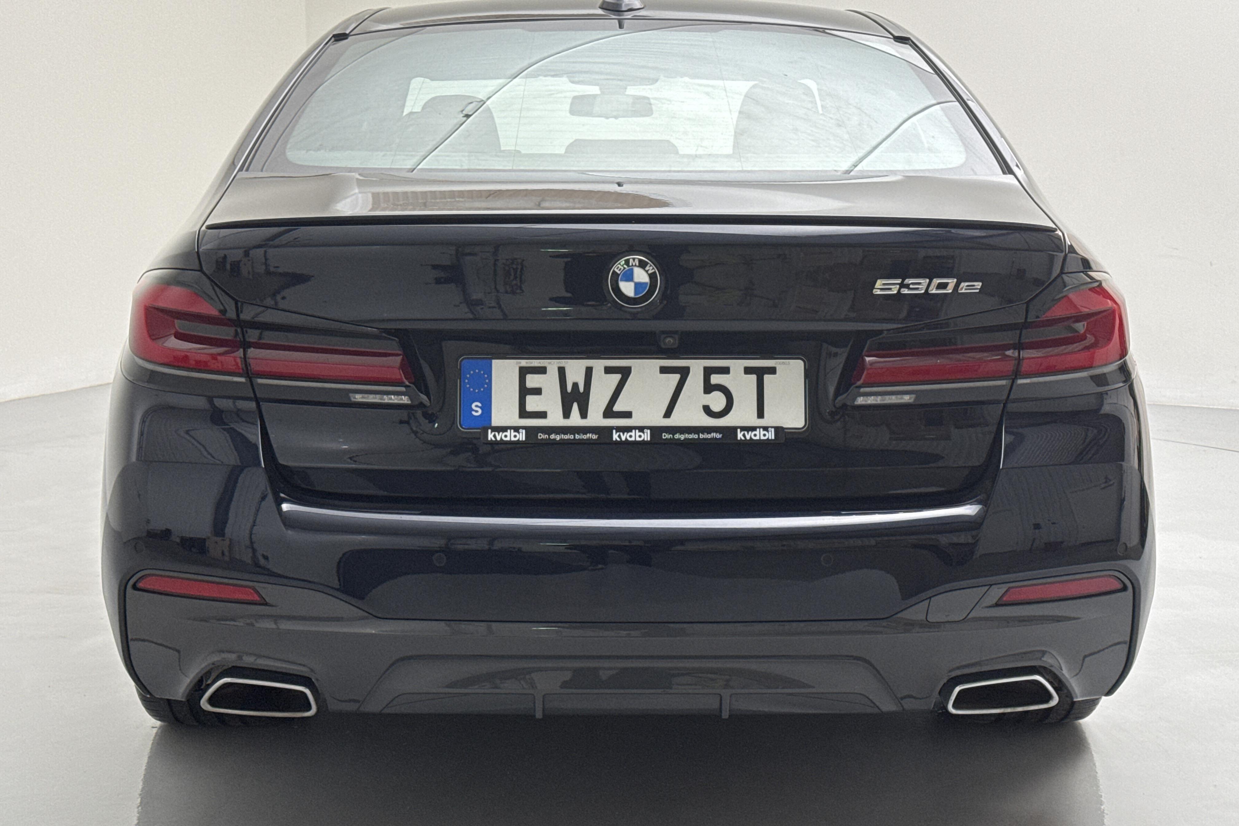 BMW 530e Sedan, G30 12kWh LCI (292hk) - 3 151 mil - Automat - svart - 2021