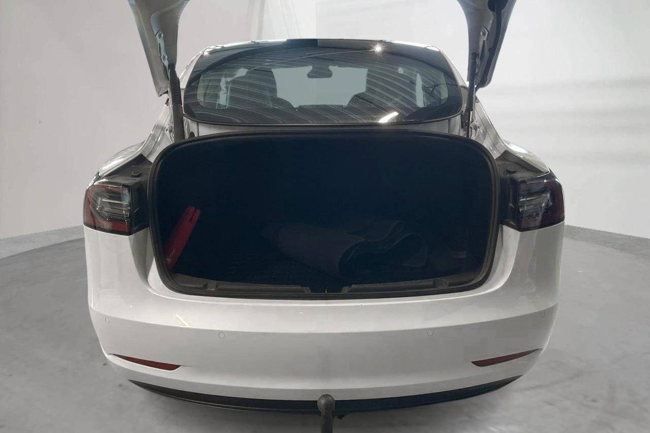 Tesla Model 3 Standard Range RWD - 68 130 km - Automatic - white - 2021