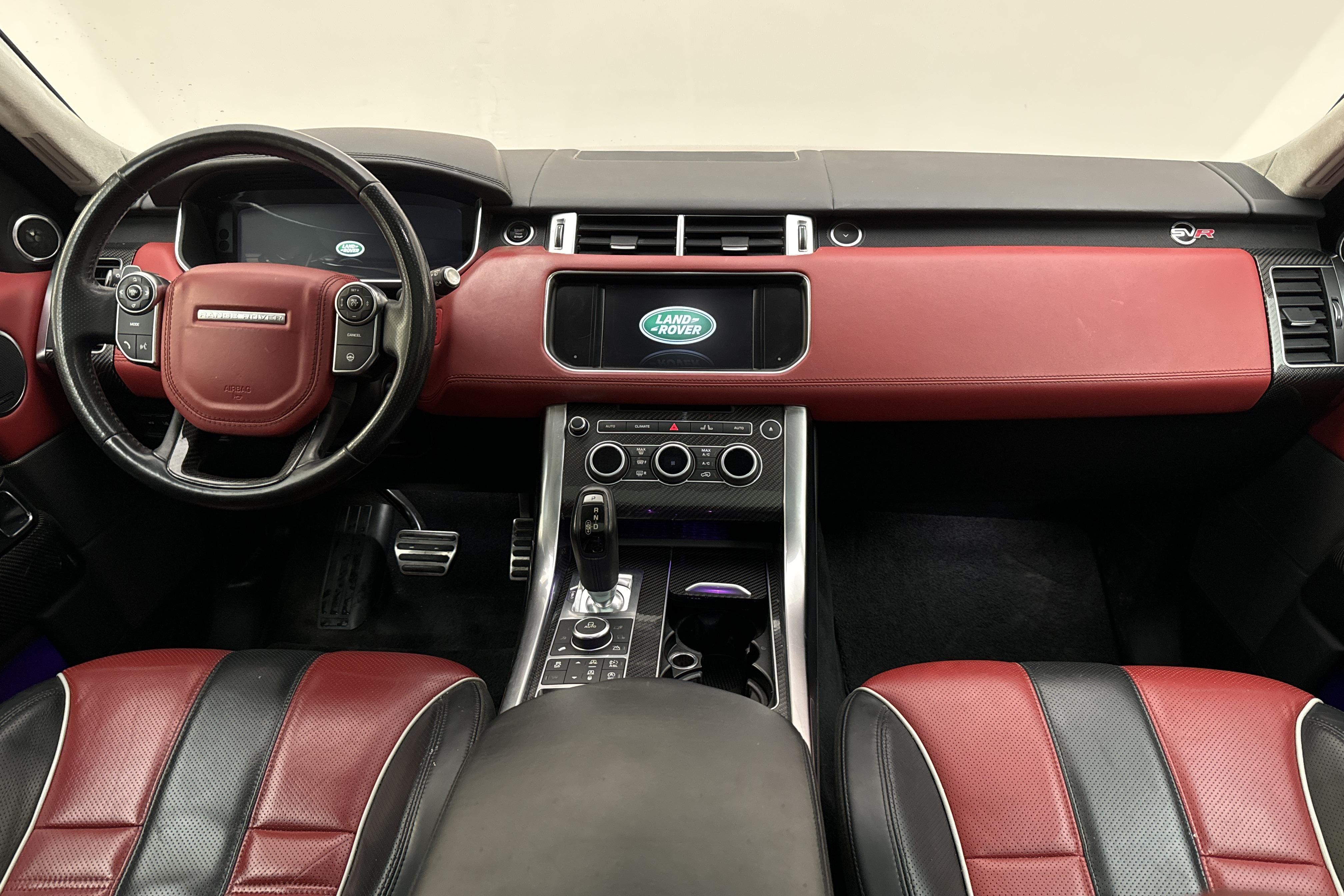 Land Rover RANGE ROVER SPORT SVR (550hk) - 148 860 km - Automatyczna - czerwony - 2016