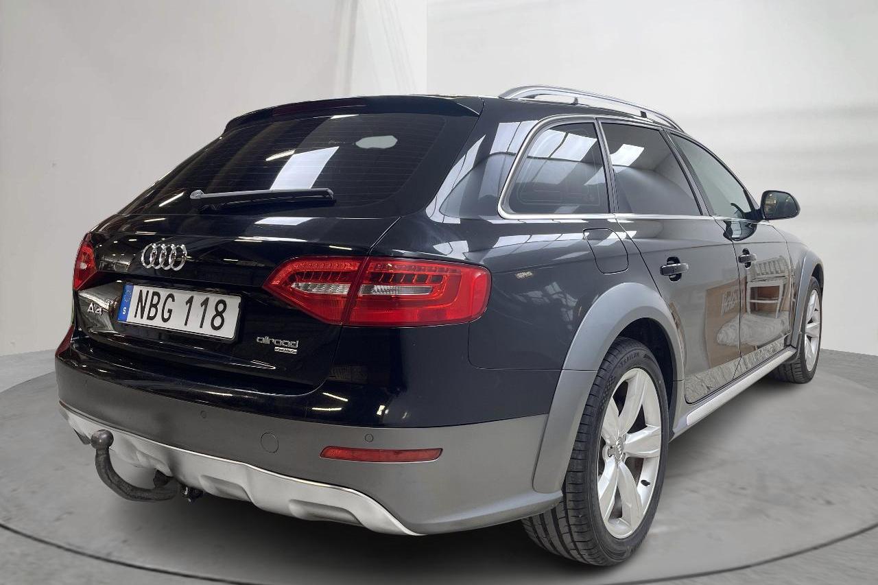 Audi A4 Allroad 2.0 TDI Avant quattro (177hk) - 197 930 km - Automatyczna - czarny - 2013