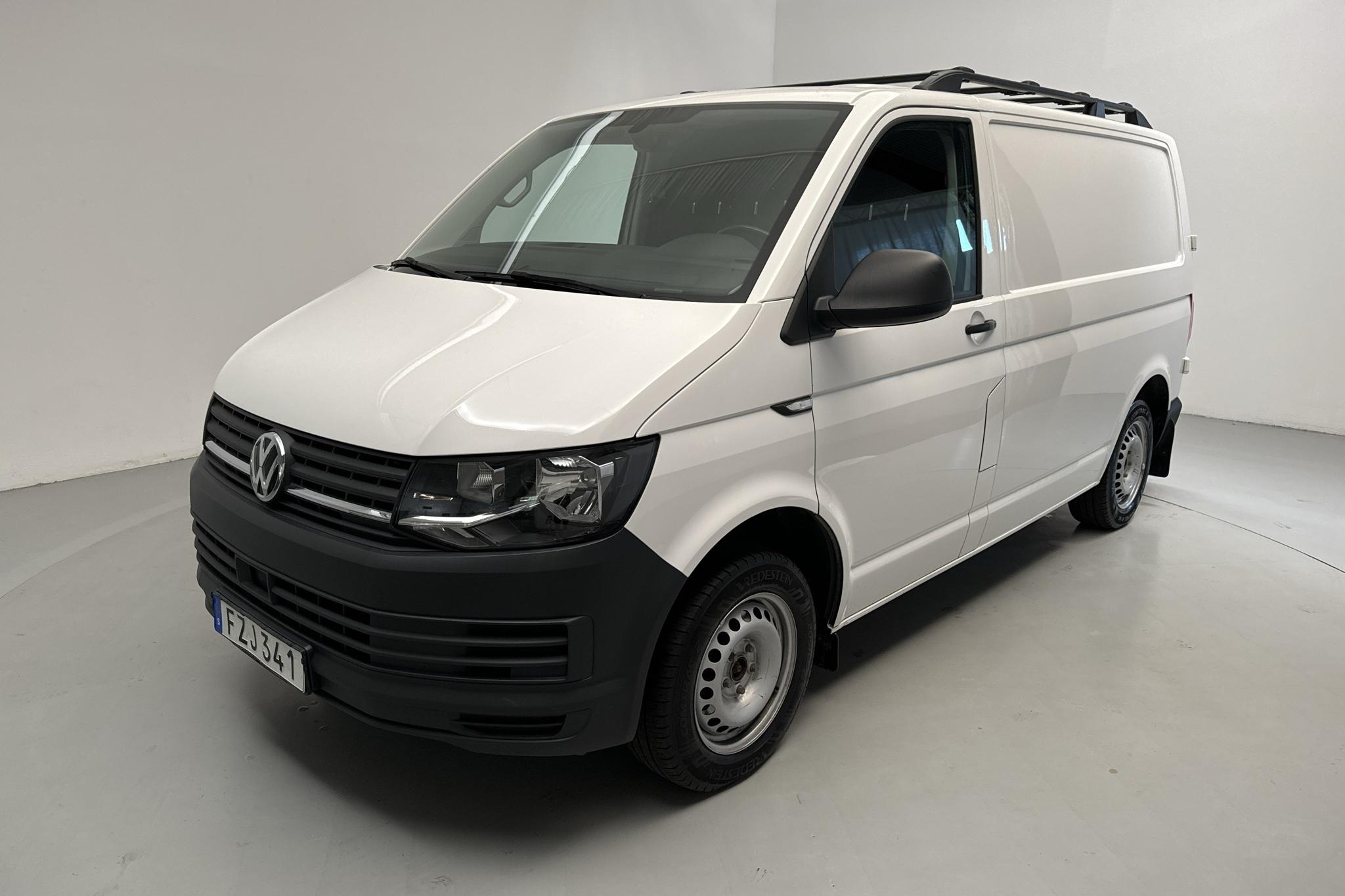 VW Transporter T6 2.0 TDI BMT Skåp (150hk) - 142 190 km - Automatic - white - 2017