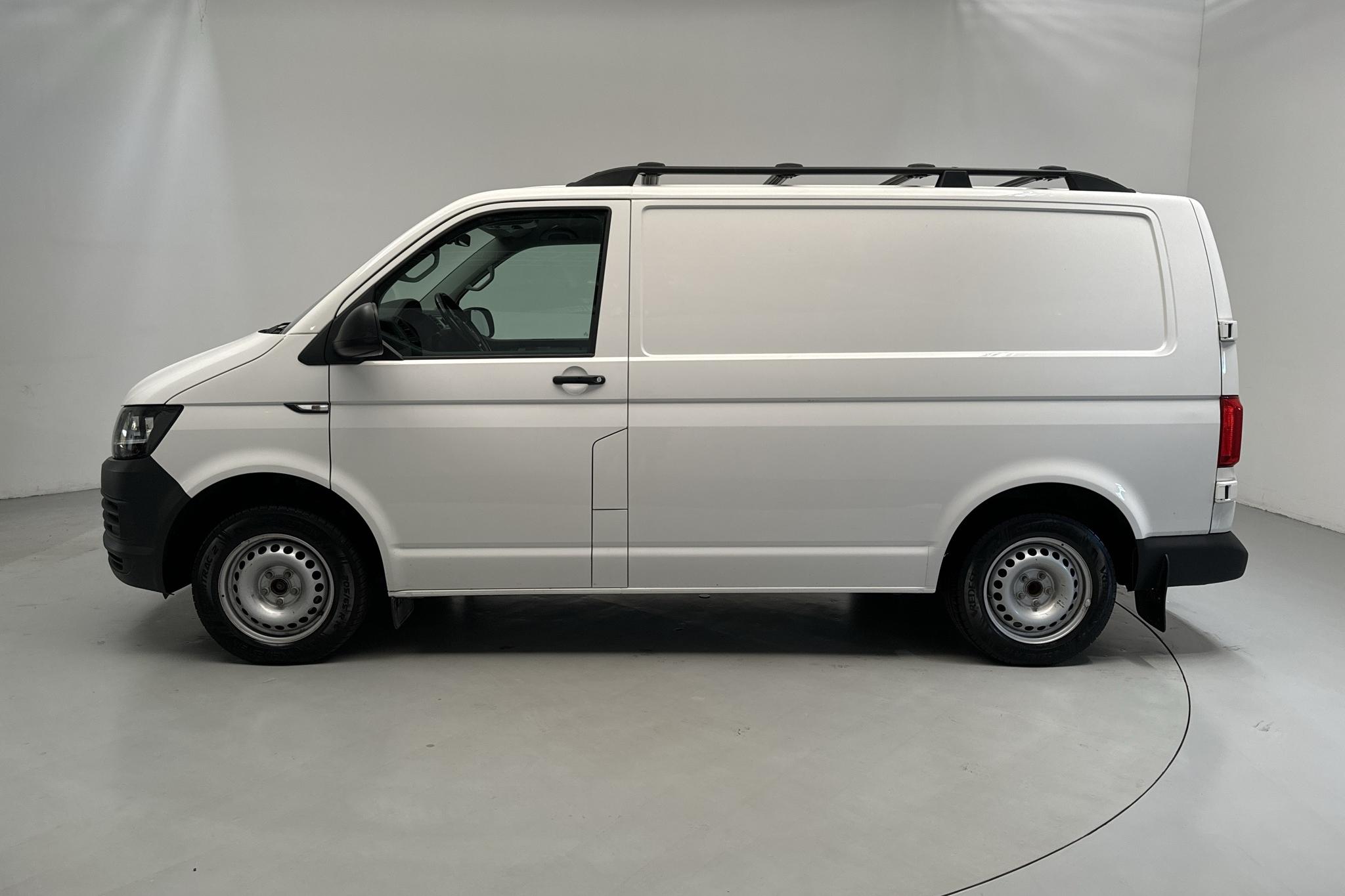 VW Transporter T6 2.0 TDI BMT Skåp (150hk) - 142 190 km - Automatic - white - 2017