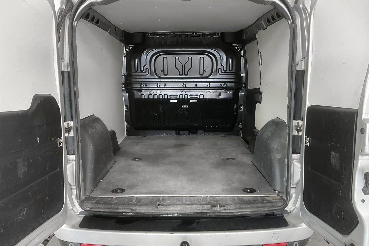 Fiat Doblo Cargo 1.6 MJT (105hk) - 8 124 mil - Manuell - grå - 2020