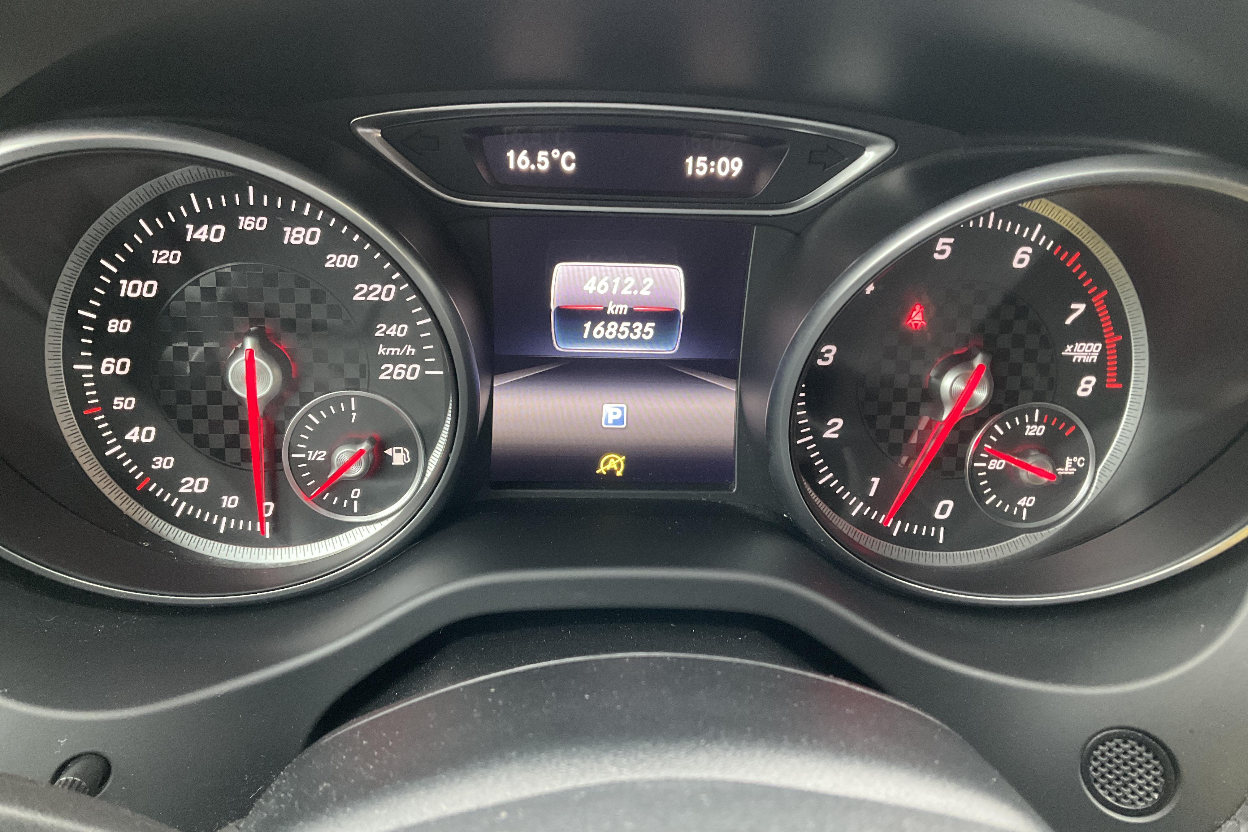 Mercedes A 180 5dr W176 (122hk) - 168 530 km - Käsitsi - Dark Grey - 2017