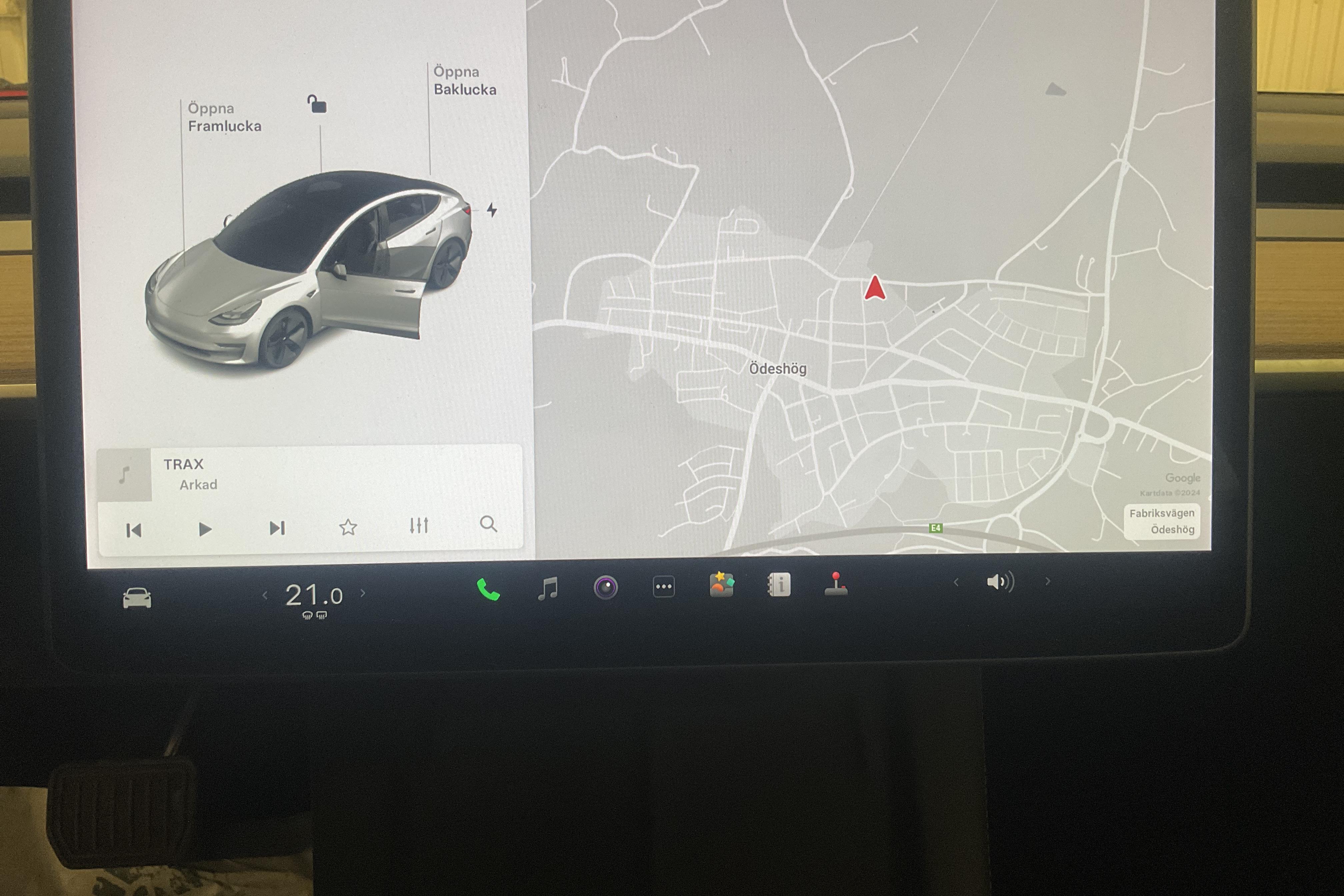 Tesla Model 3 Standard Range RWD - 89 610 km - Automaattinen - valkoinen - 2021