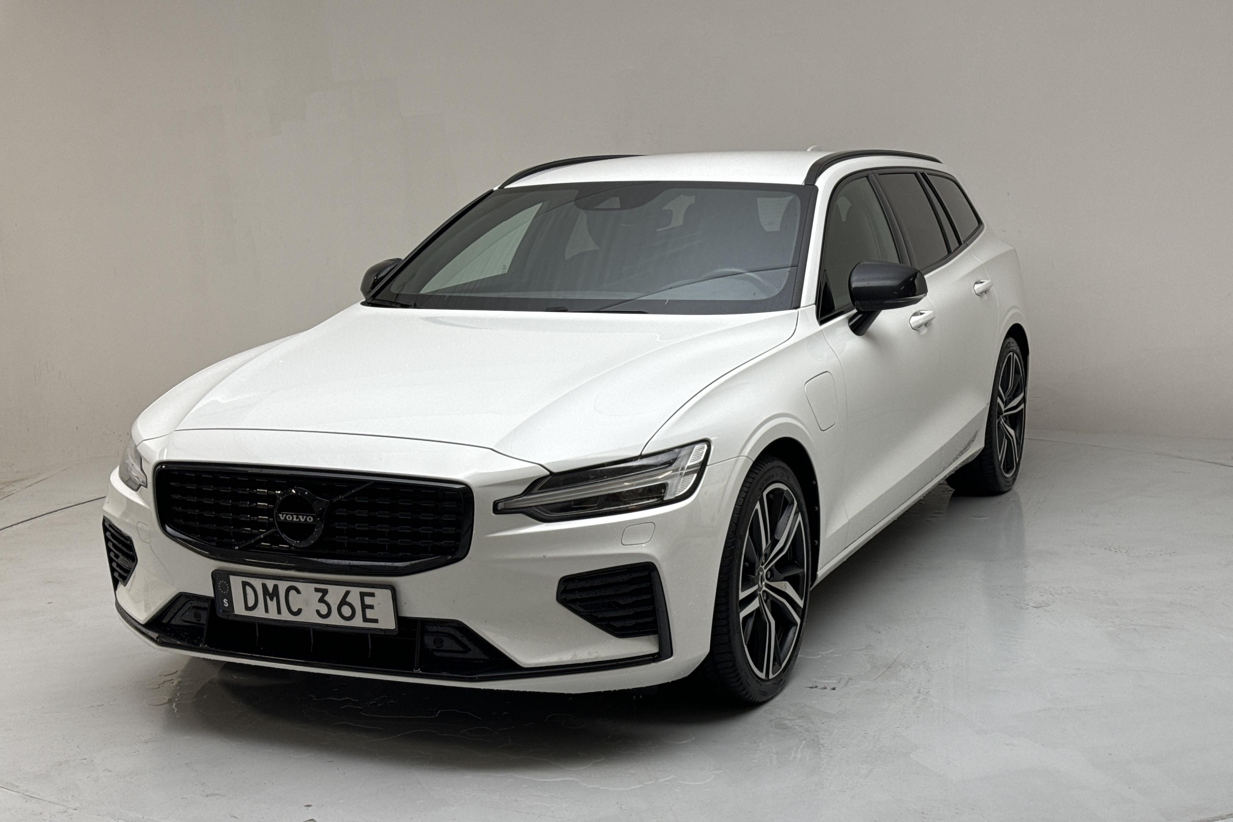 Volvo V60 T6 AWD Twin Engine (340hk) - 78 700 km - Automatyczna - biały - 2021