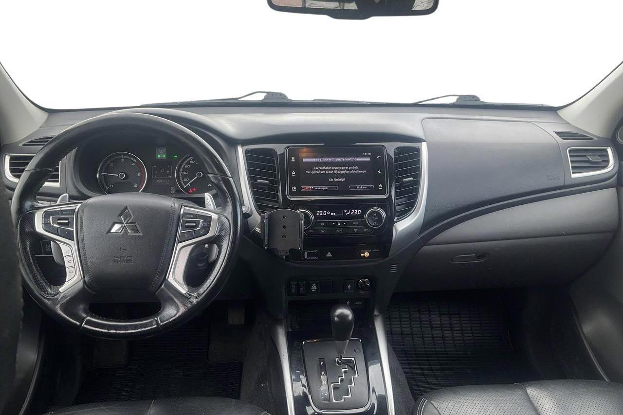 Mitsubishi L200 2.4 DI-D (181hk) - 158 470 km - Automatyczna - biały - 2019