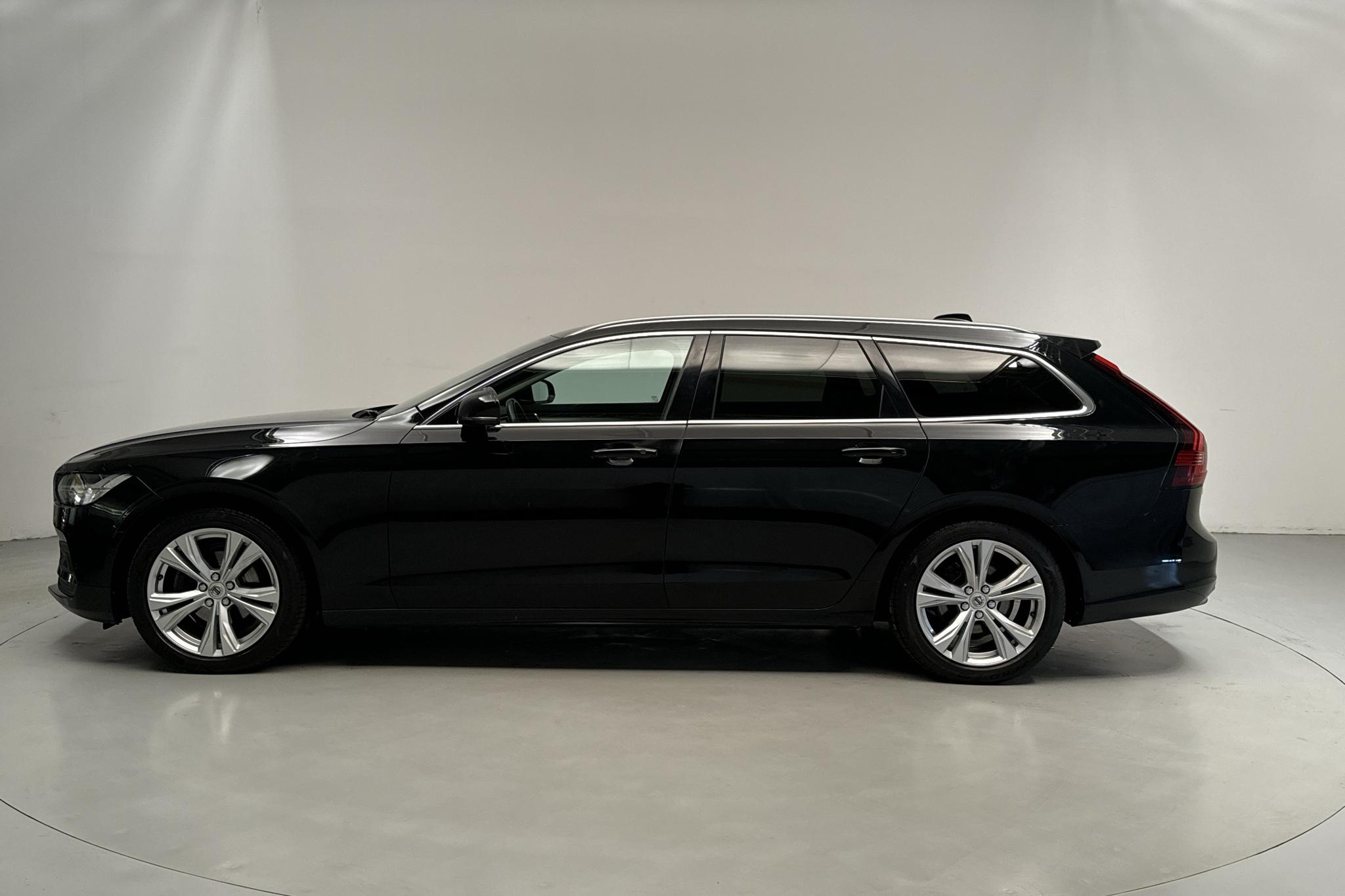 Volvo V90 D4 (190hk) - 10 196 mil - Automat - svart - 2021