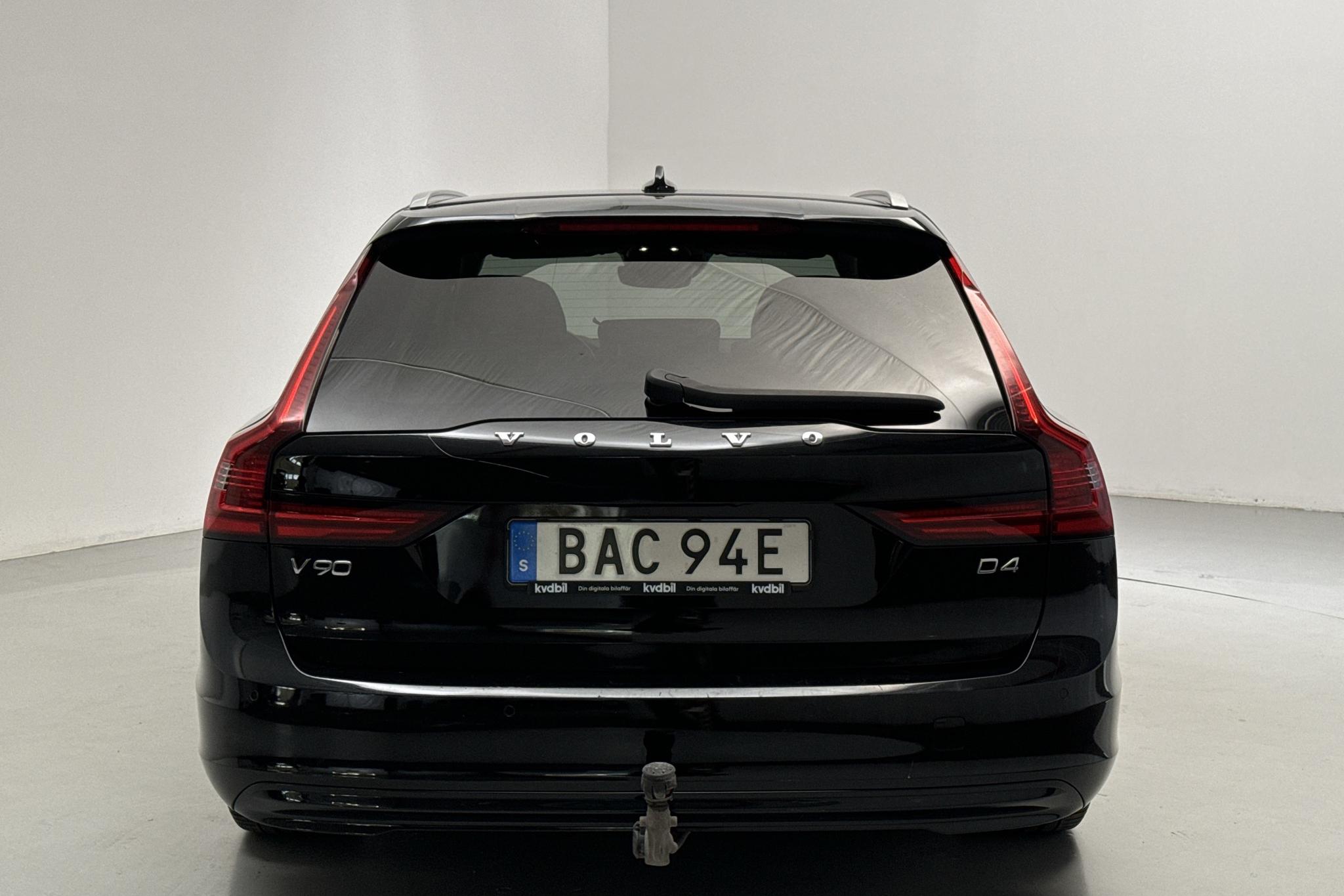 Volvo V90 D4 (190hk) - 101 960 km - Automatic - black - 2021