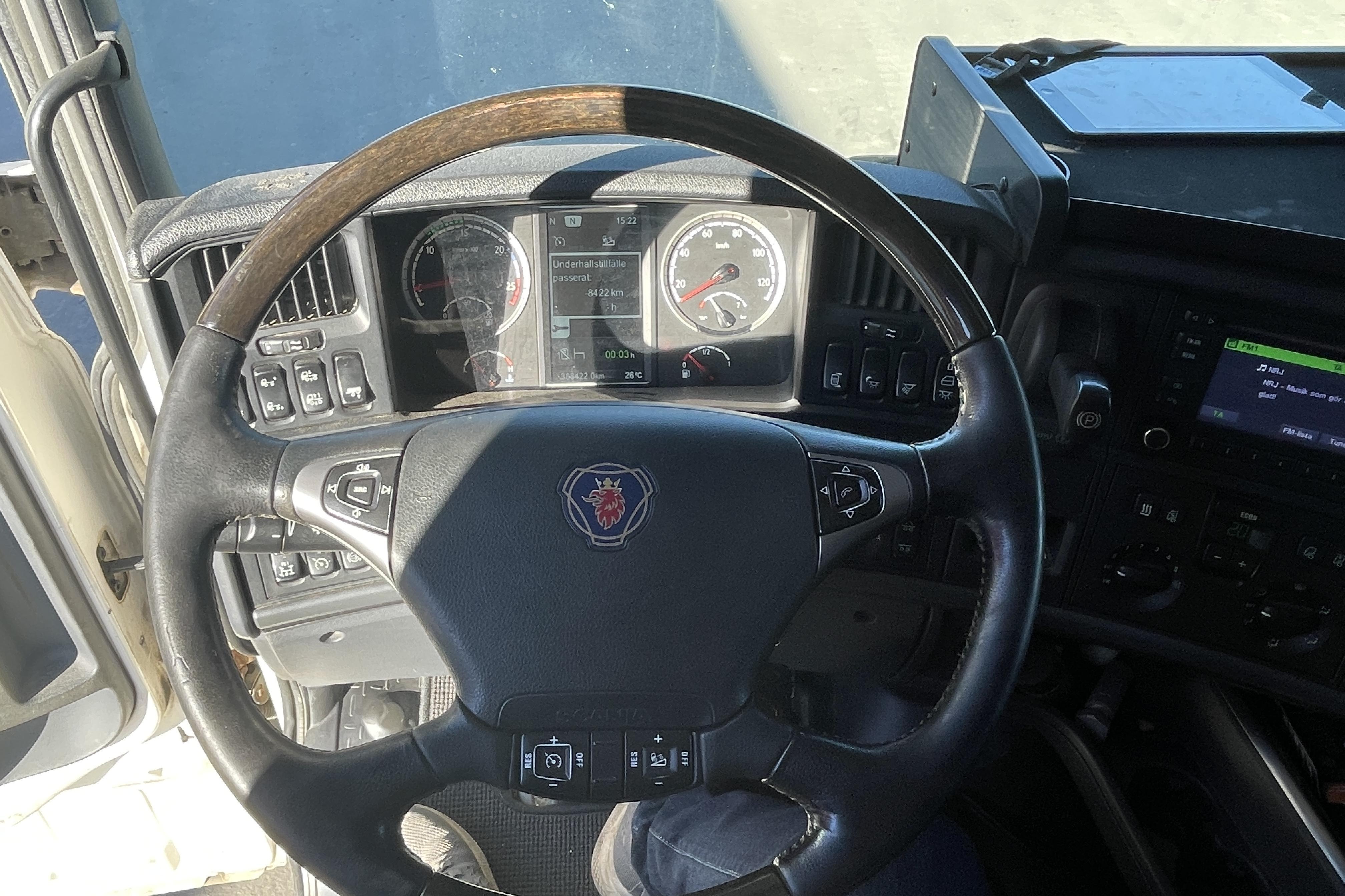 SCANIA R620 - 388 422 km - Automat - vit - 2014