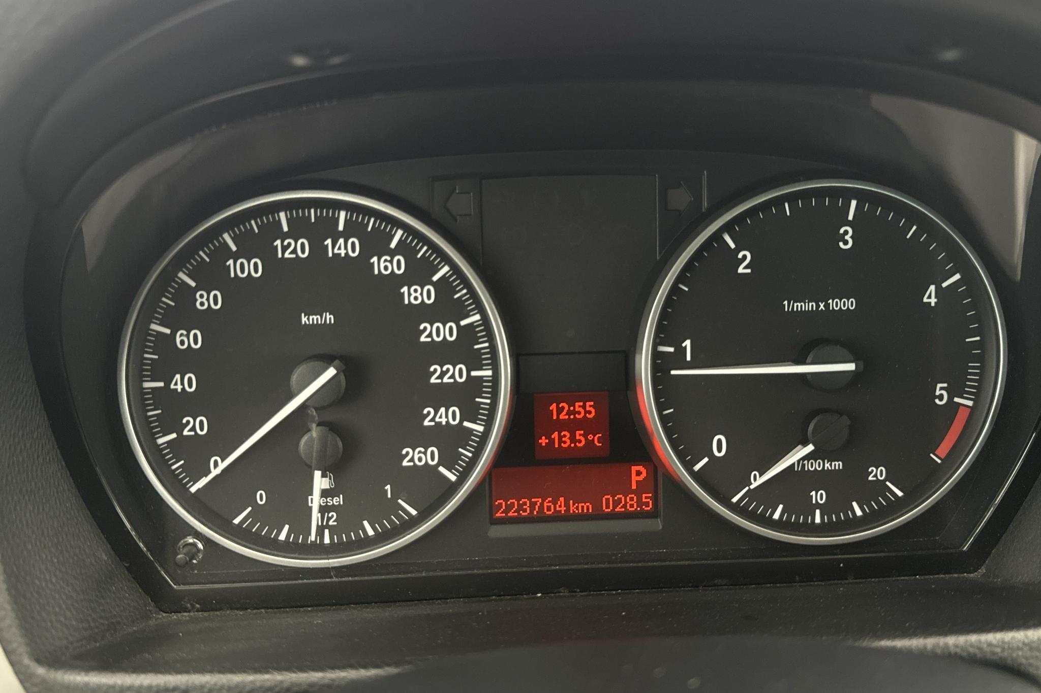 BMW 320d Touring, E91 (177hk) - 223 760 km - Automaattinen - valkoinen - 2009