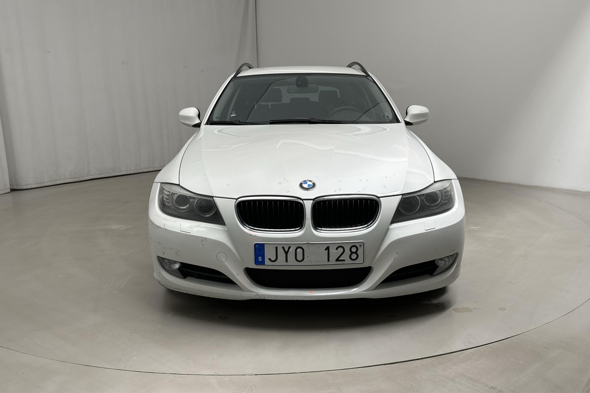 BMW 320d Touring, E91 (177hk) - 223 760 km - Automaattinen - valkoinen - 2009