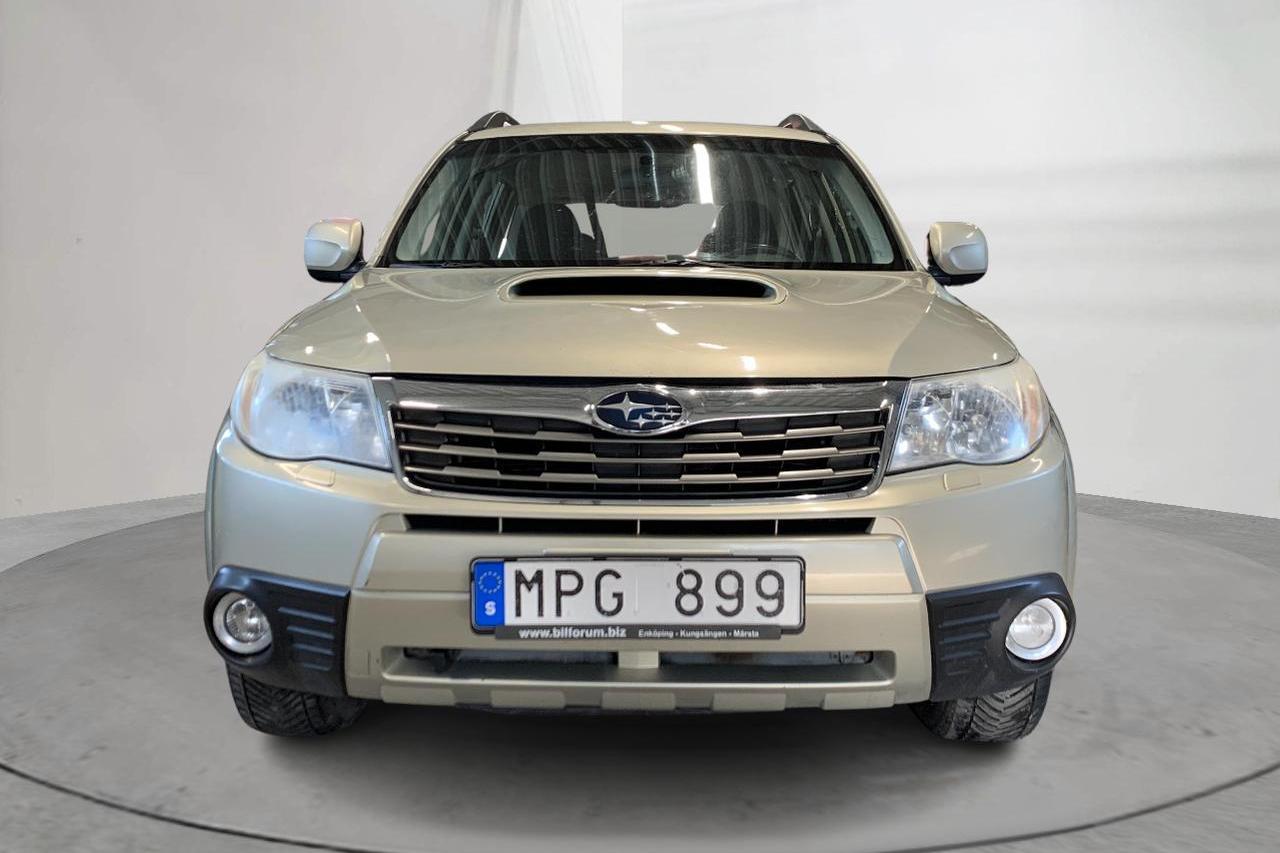 Subaru Forester 2.0D (147hk) - 29 984 mil - Manuell - Light Yellow - 2010