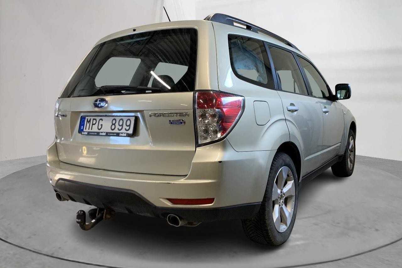 Subaru Forester 2.0D (147hk) - 29 984 mil - Manuell - Light Yellow - 2010